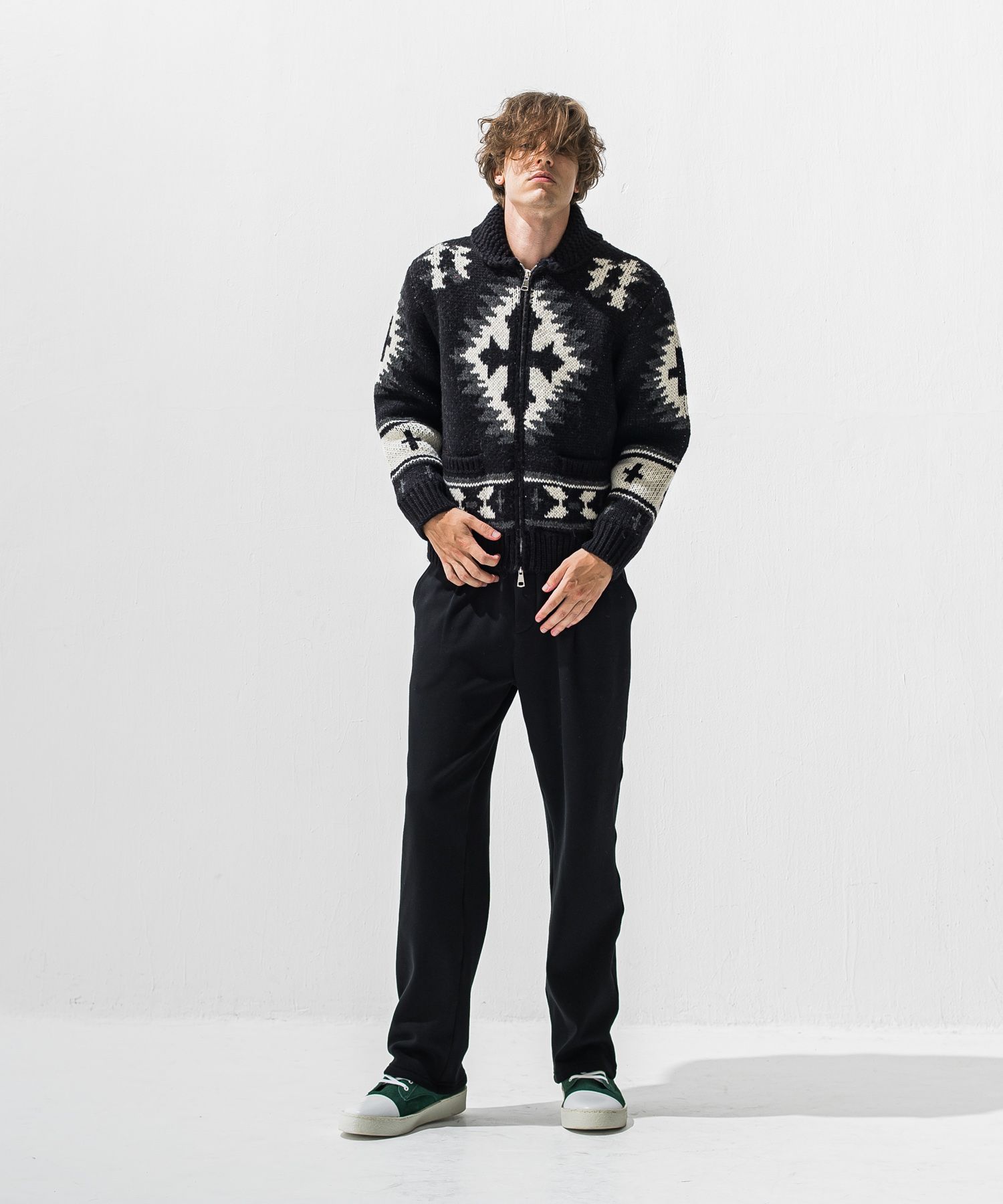 VELOURS FLEECE WIDE TUCK PANTS / RC42-ST-016HWT / 裏起毛セミワイドタックパンツ / ブラック (11月中旬入荷予定)