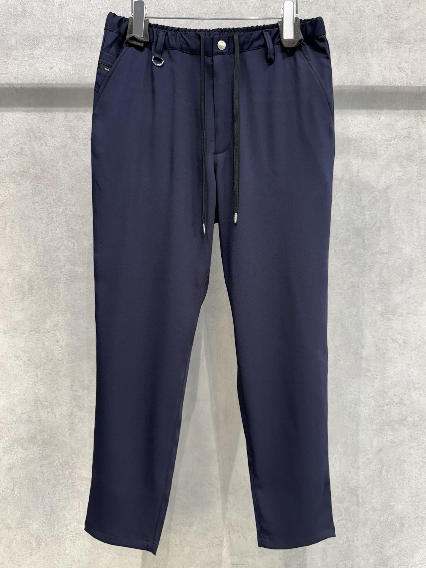 PAT WIDE EASY PANTS / RC39-ST-036BN / サテンワイドテーパードパンツ / ネイビー