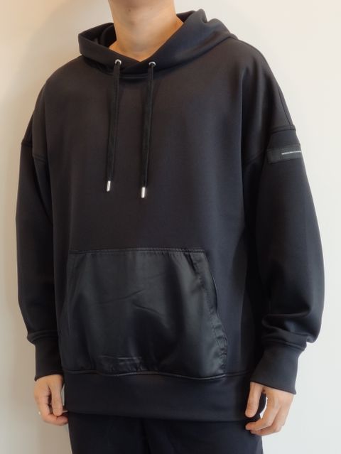 ANTIBACTERIAL NYLON LOOSE HOODIE / RC25-C-006 / ナイロンポケットパーカー / ブラック