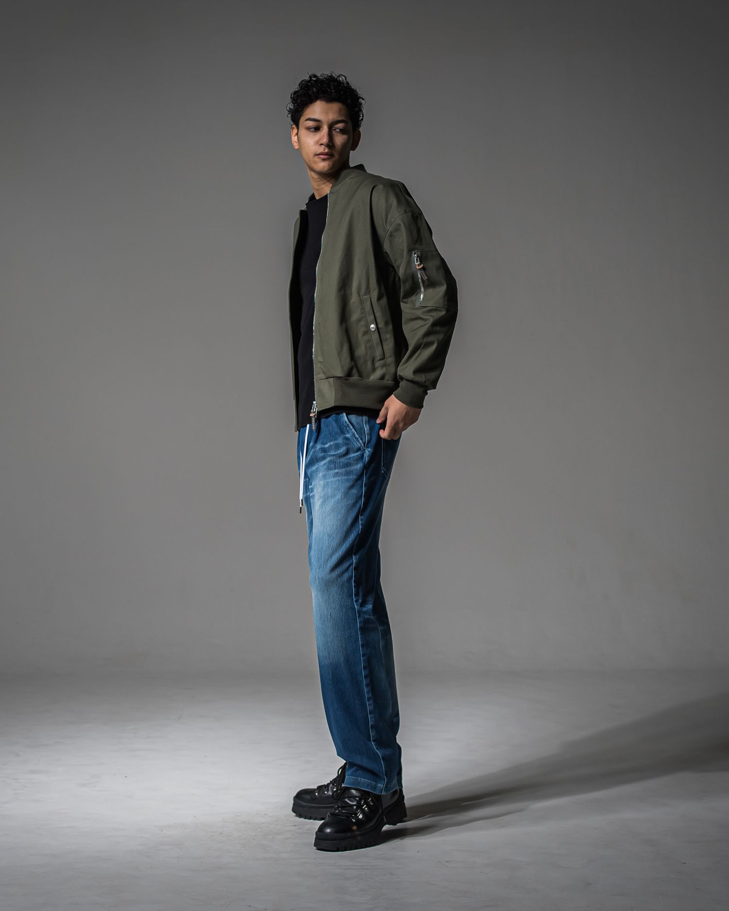 CUTOFF RAIL LONGSLEEVE / RC37-C-001 / レールカットソー / ブラック (9月中旬入荷予定)