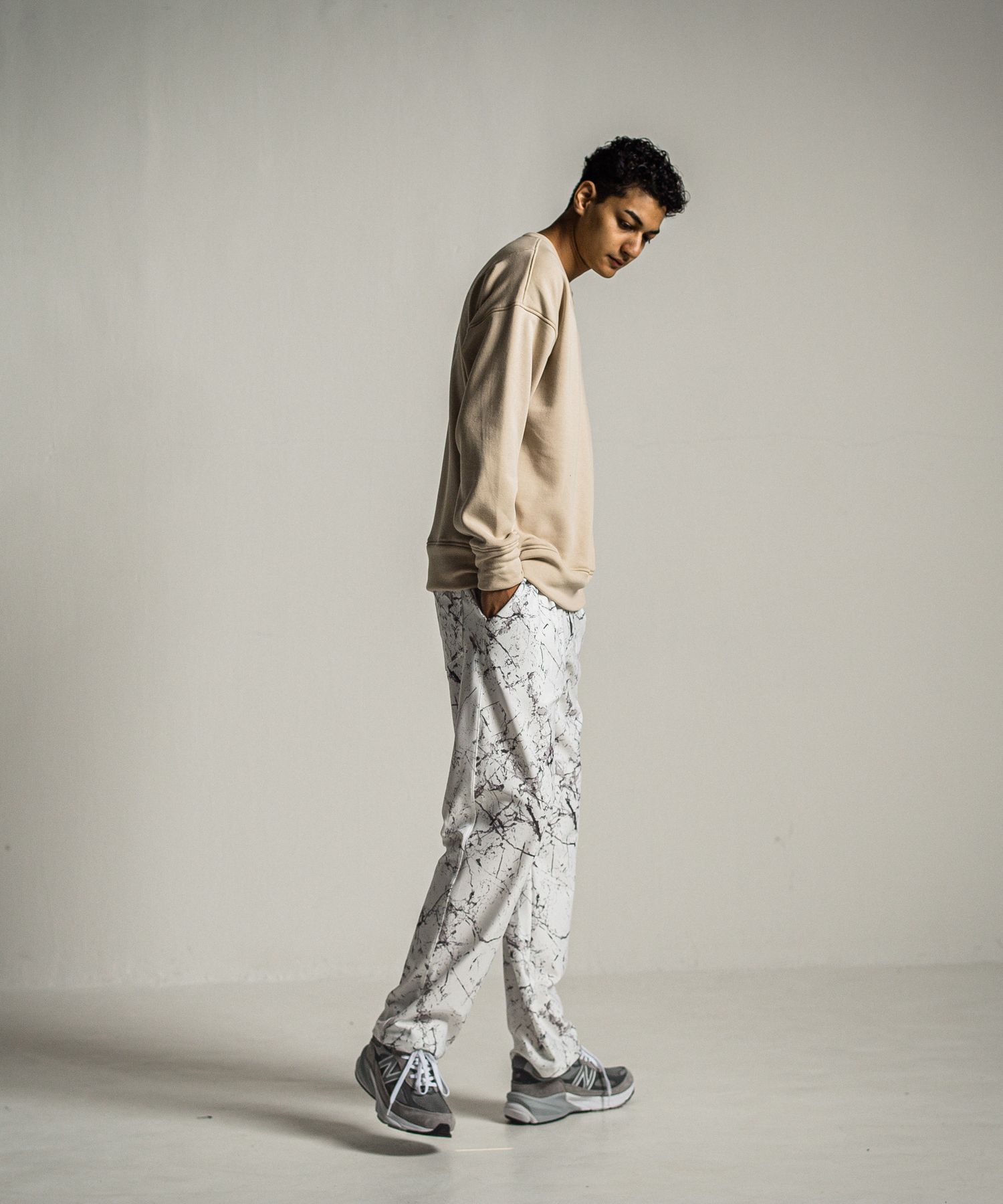 ID VELOURS FLEECE DROP TRAINER / RC34-C-004 / 裏起毛バックロゴトレーナー / ベージュ