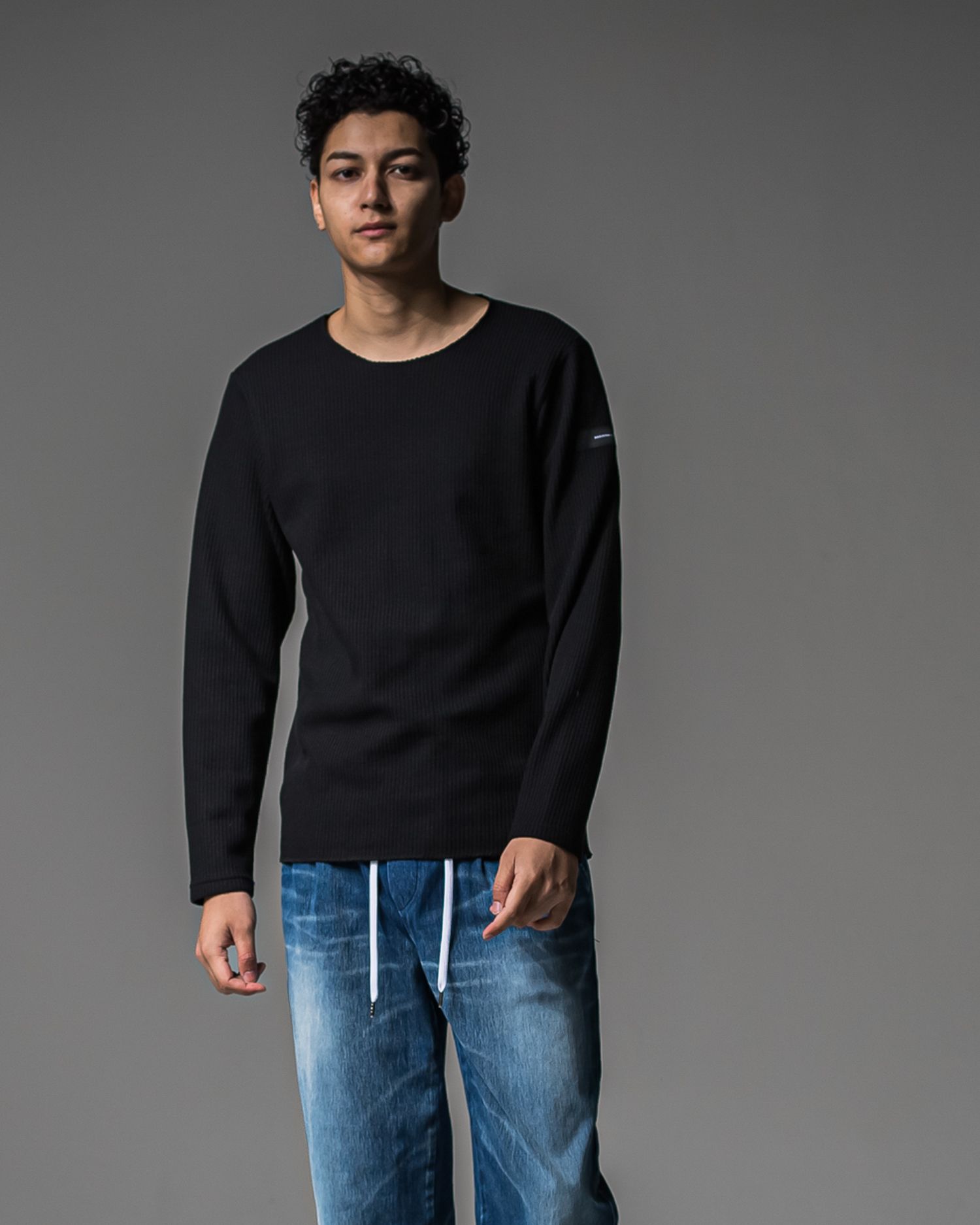 CUTOFF RAIL LONGSLEEVE / RC37-C-001 / レールカットソー / ブラック (9月中旬入荷予定)