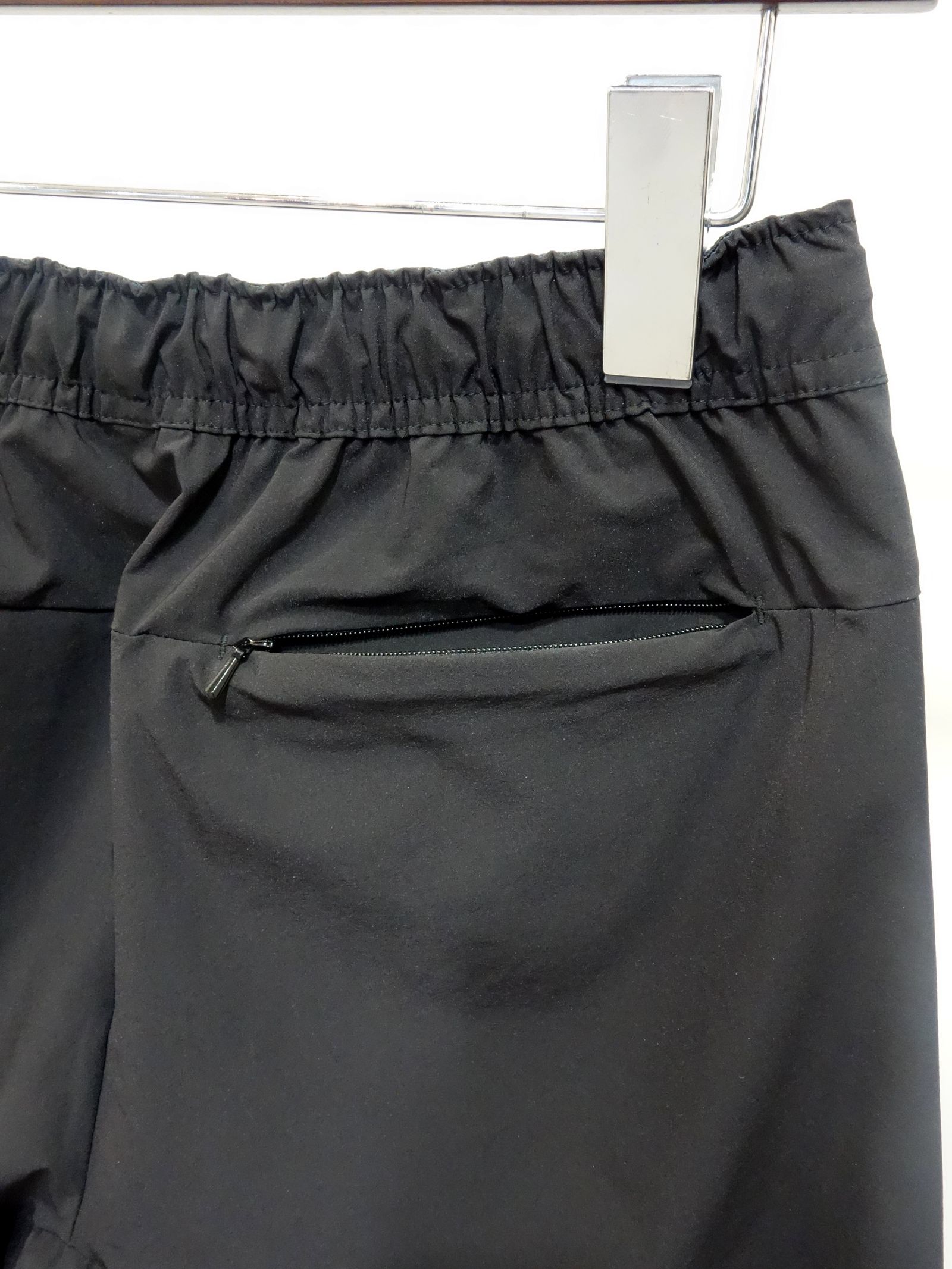 HIGH-TECH SHORT PANTS / 11451 / ハーフパンツ