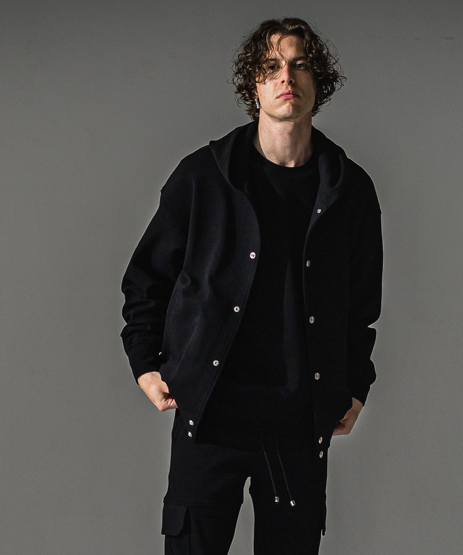 BLISTER VARSITY HOODIE / RC41-C-006 / ライトブリスターニットパーカースタジャン / ブラック (8月下旬入荷予定)