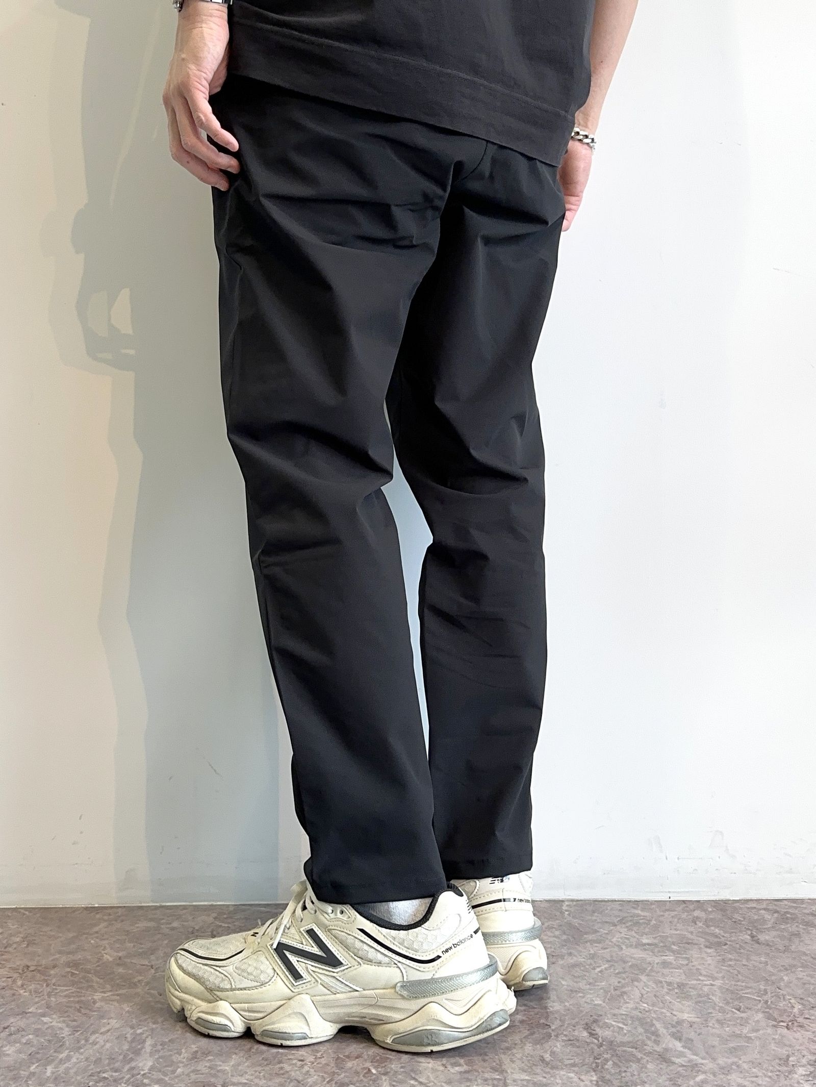 PAT WIDE EASY PANTS / RC31-ST-036 / ベルト付きテーパードワイドパンツ / ナイロンブラック