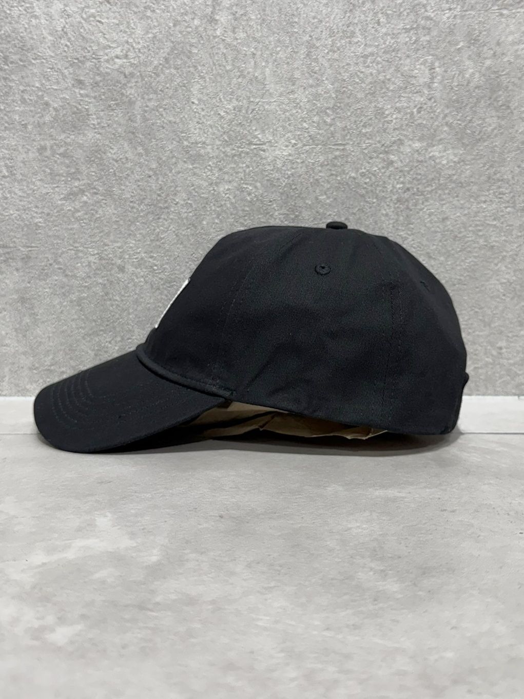 ロゴパッチベースボールキャップ / 4D5103G / UB1(ブラック)
