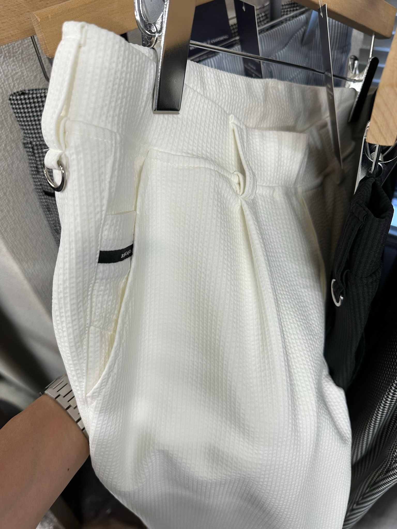 CHRIS EASY TUCK PANTS / RC31-ST-016T / シアサッカーイージータックパンツ / ホワイト