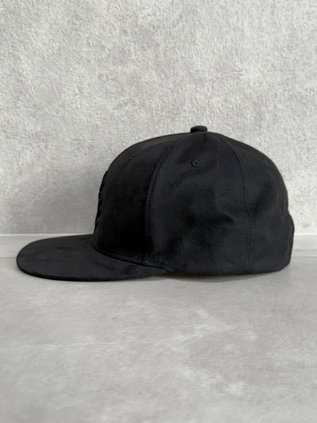 SUEDE RC BB CAP / RC37-CAP-001 / スエードエコレザーべースボールキャップ / ブラック×ブラック