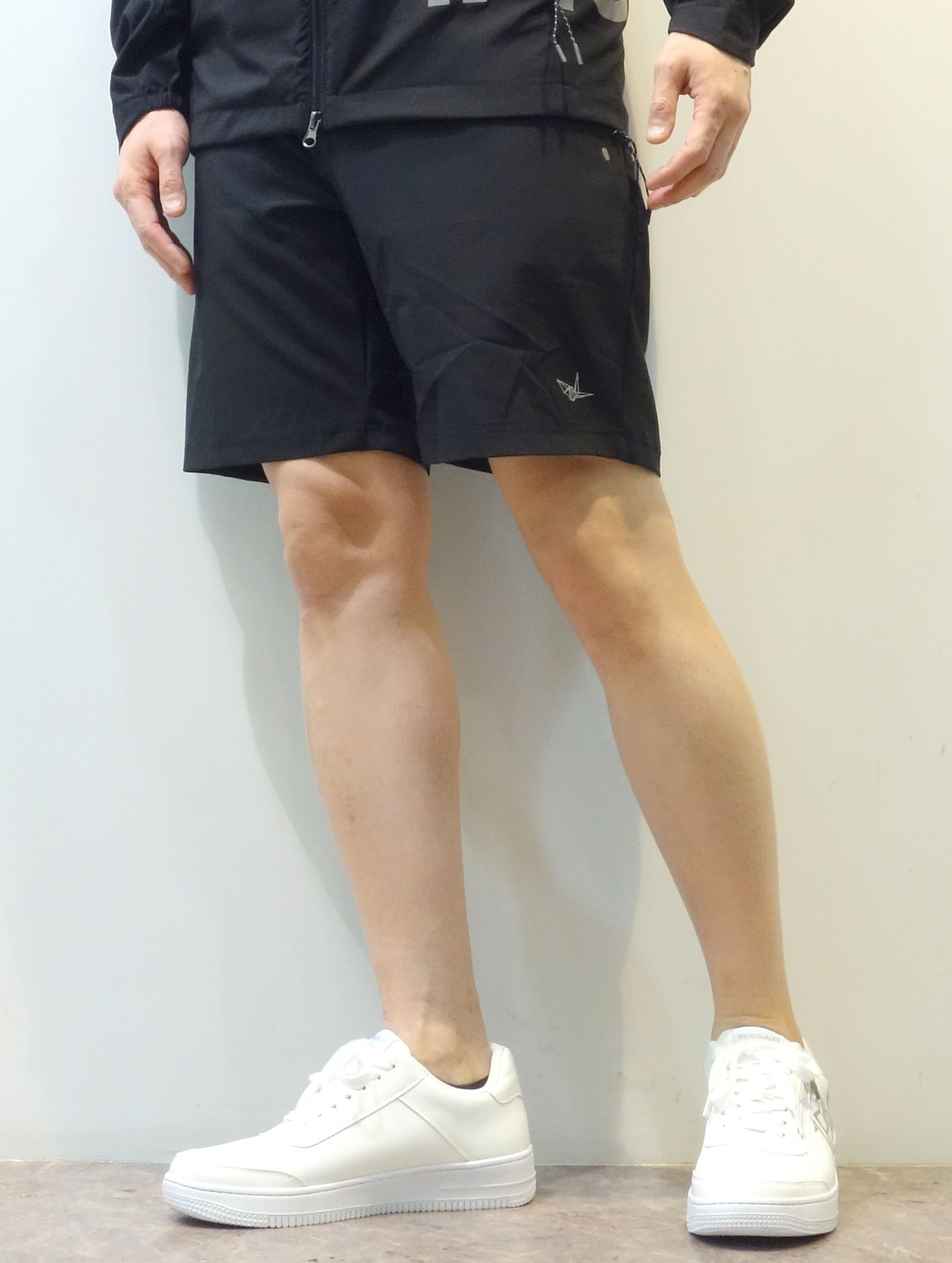 ✴新品✴MOYURU ブラックパンツ ブラックスキニーパンツ（その他パンツ）｜Pierrot（ピエロ）の