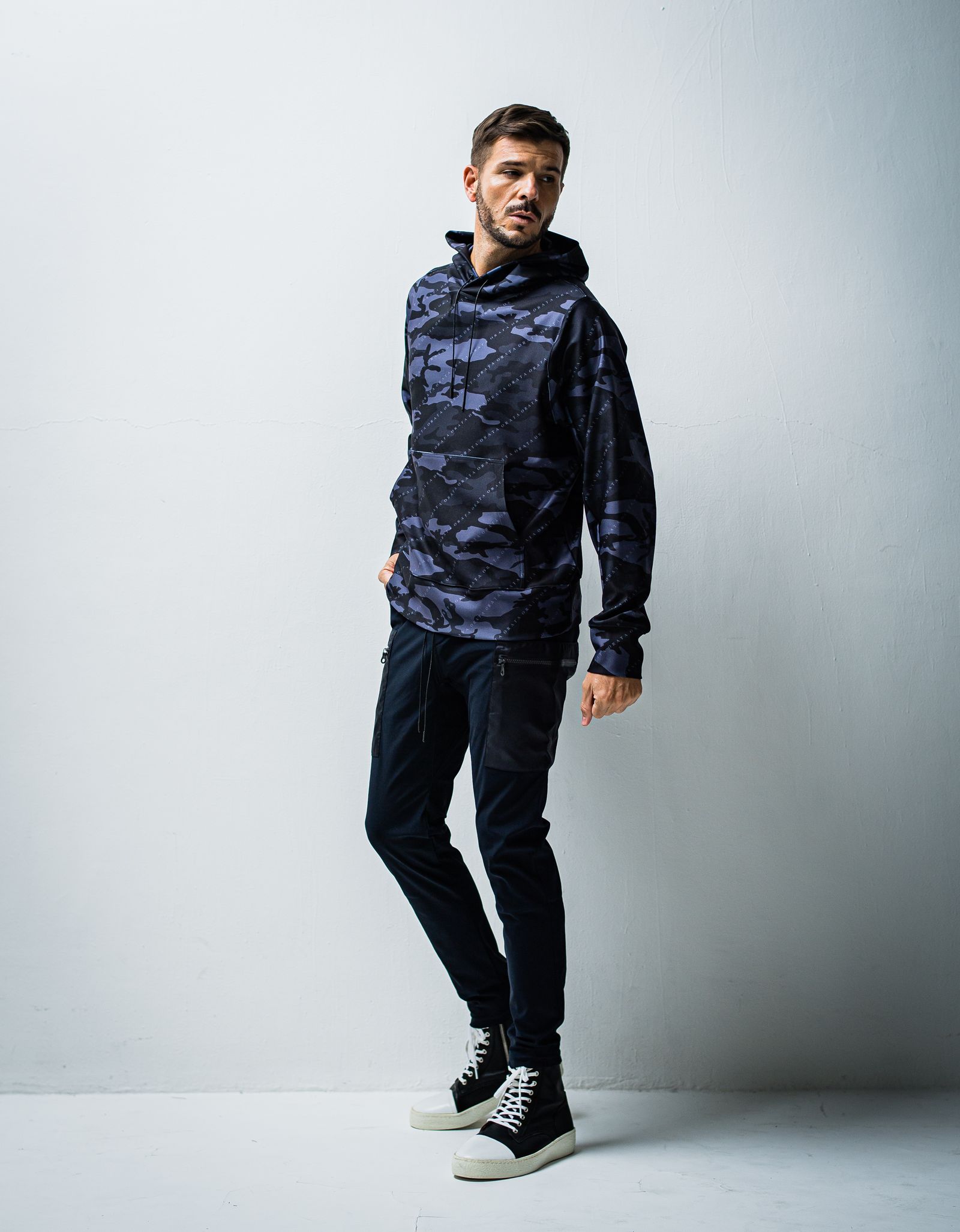 ORATA - PULLOVER HOODIE / OR1-C-003 / プルオーバーパーカー