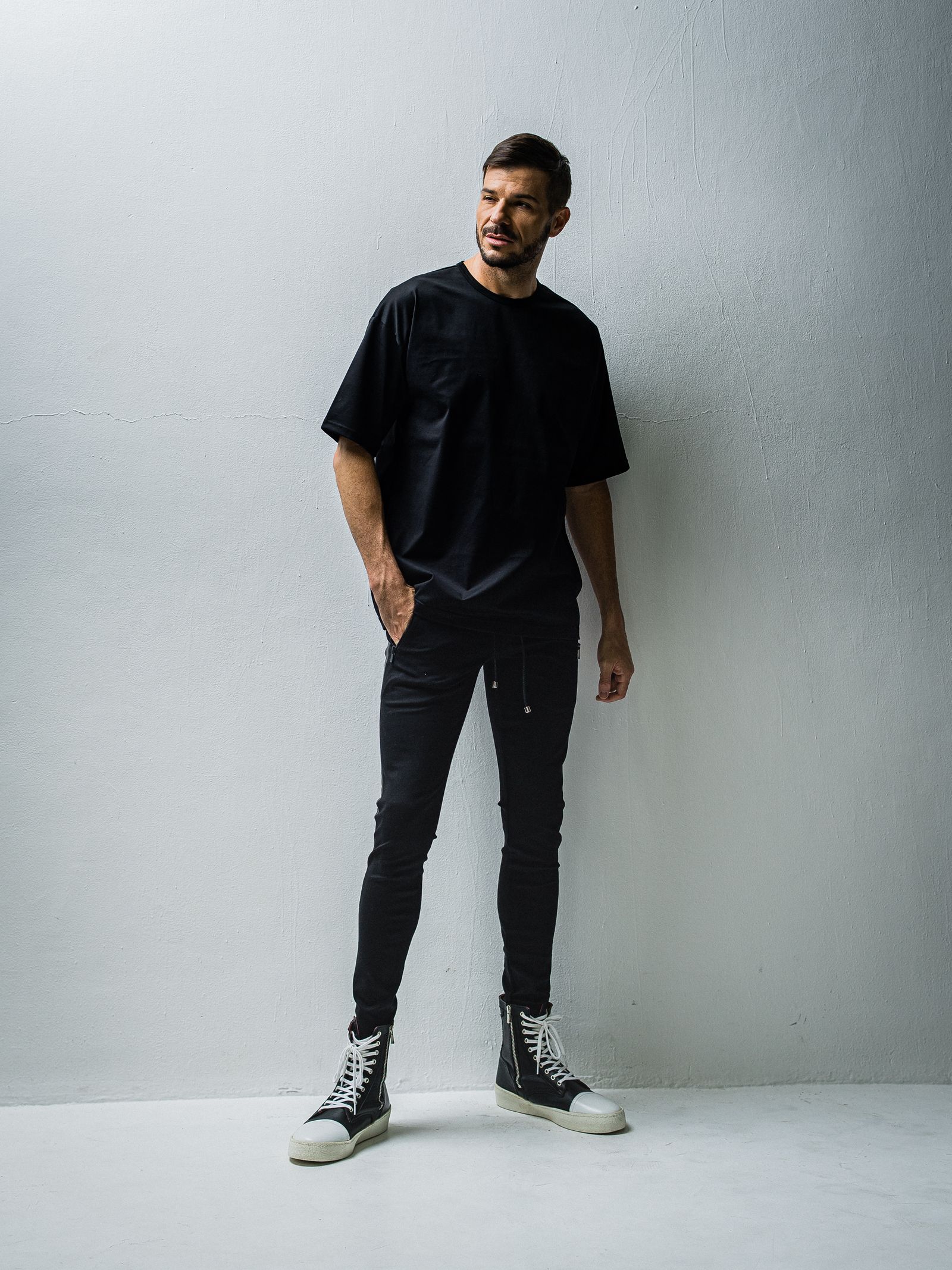 BACK ICON ROGO LOOSE TEE / RC27-T-001 / バックロゴビッグTシャツ / ブラック