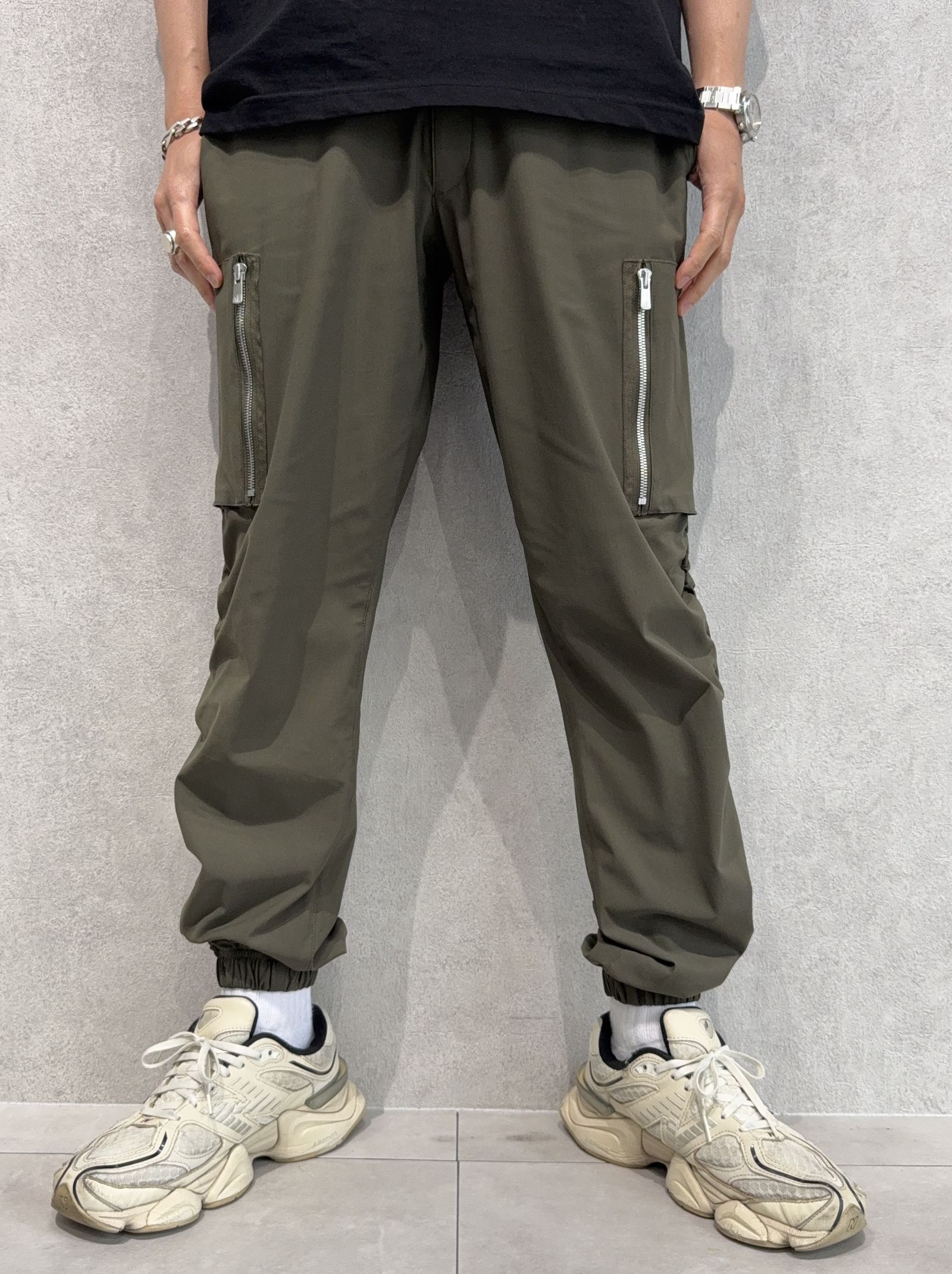 DAVID NYLON CARGO PANTS / RC40-ST-040 / ミリタリーナイロン裾ゴムカーゴパンツ / カーキ