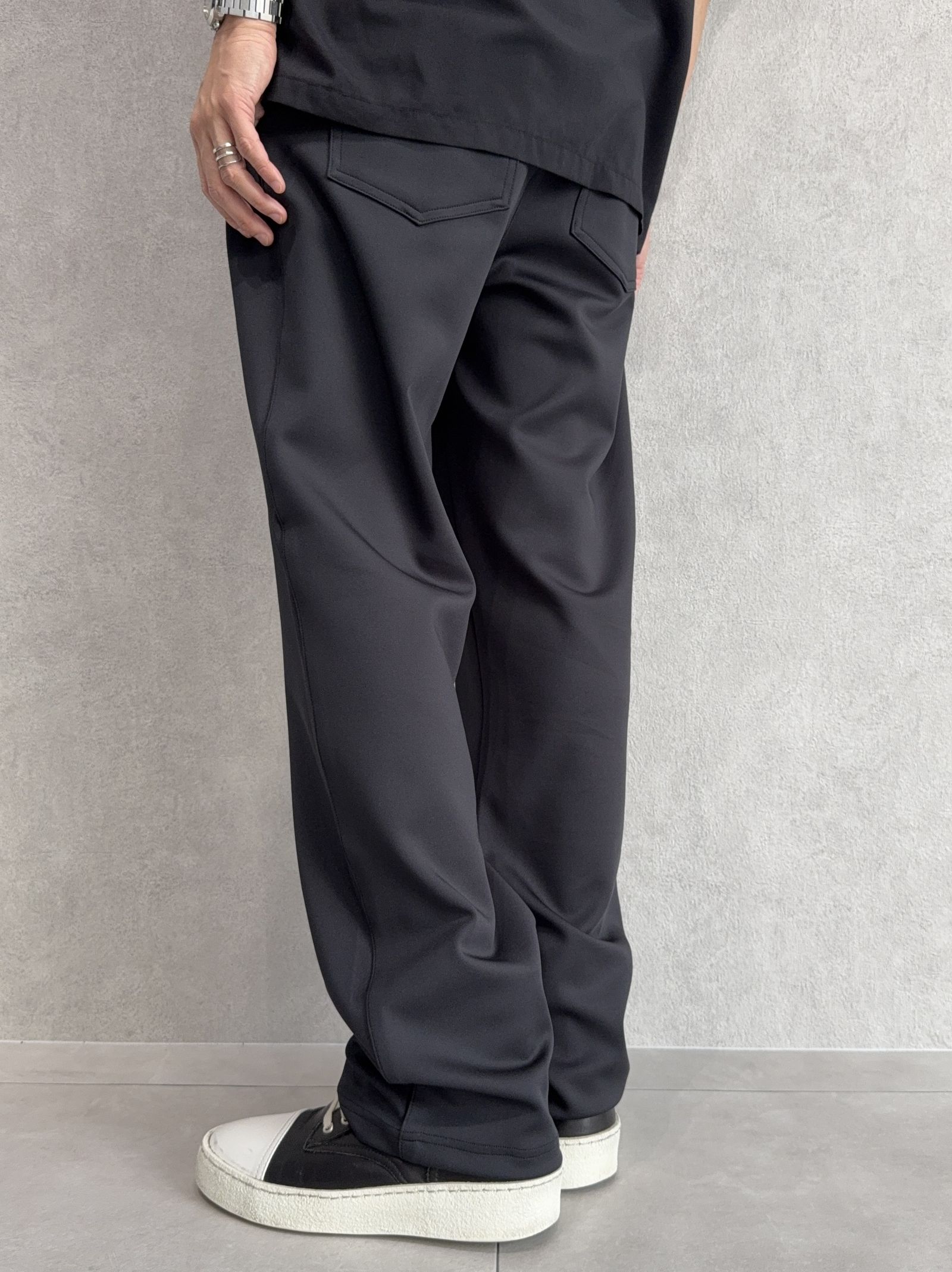 CHRIS EASY WIDE TUCK PANTS / RC37-ST-016WT / ワイドタックパンツ / ブラック