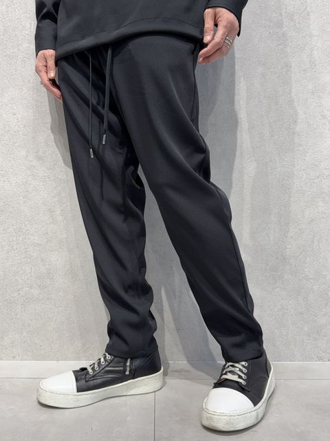 PAT WIDE EASY PANTS / RC39-ST-036BN / サテンワイドテーパードパンツ / ブラック