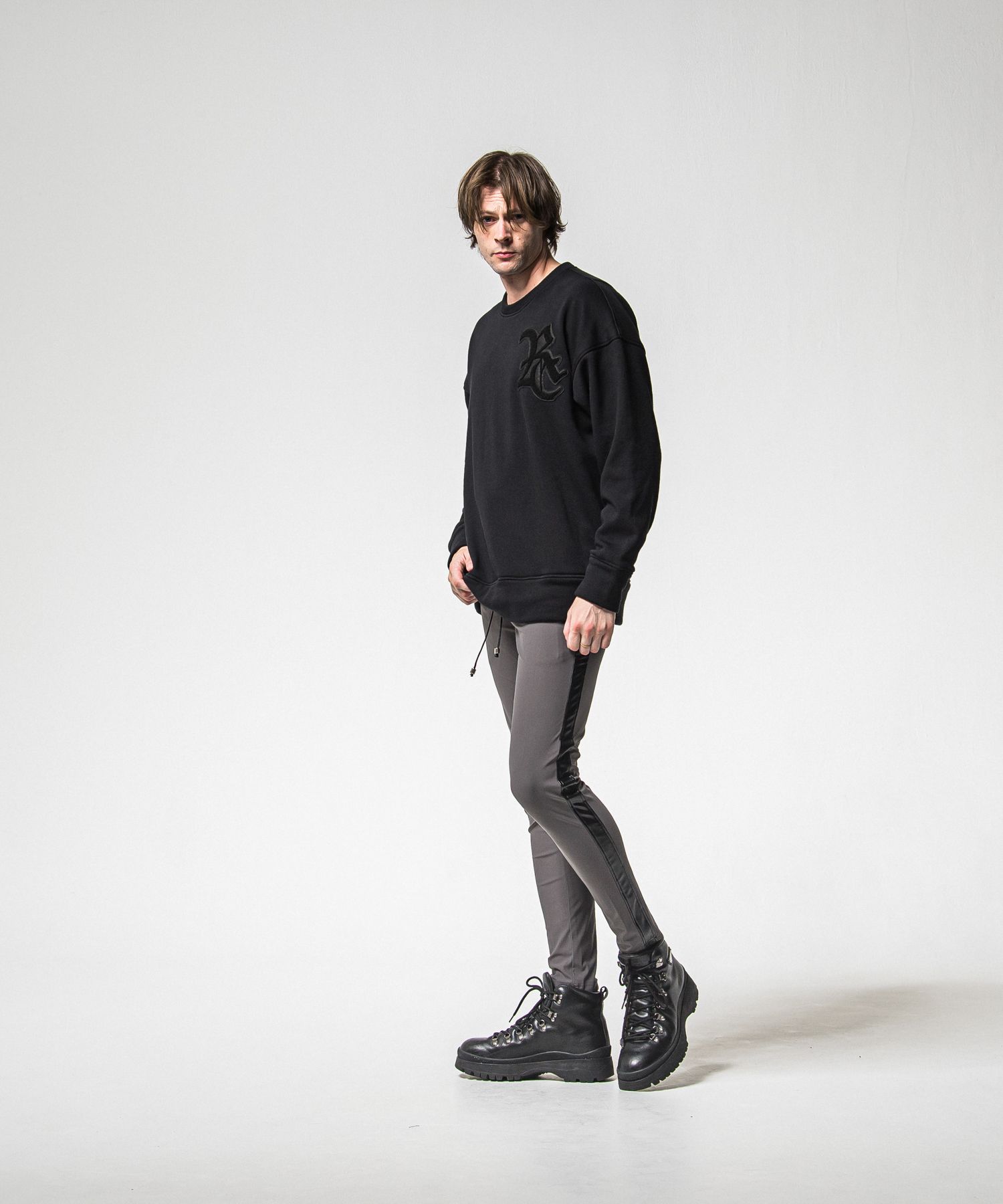 RC CHENILLE VELOURS FLEECE DROP TRAINER / RC38-C-004 / 裏起毛刺繍ワッペントレーナー / ブラック (11月上旬入荷予定)
