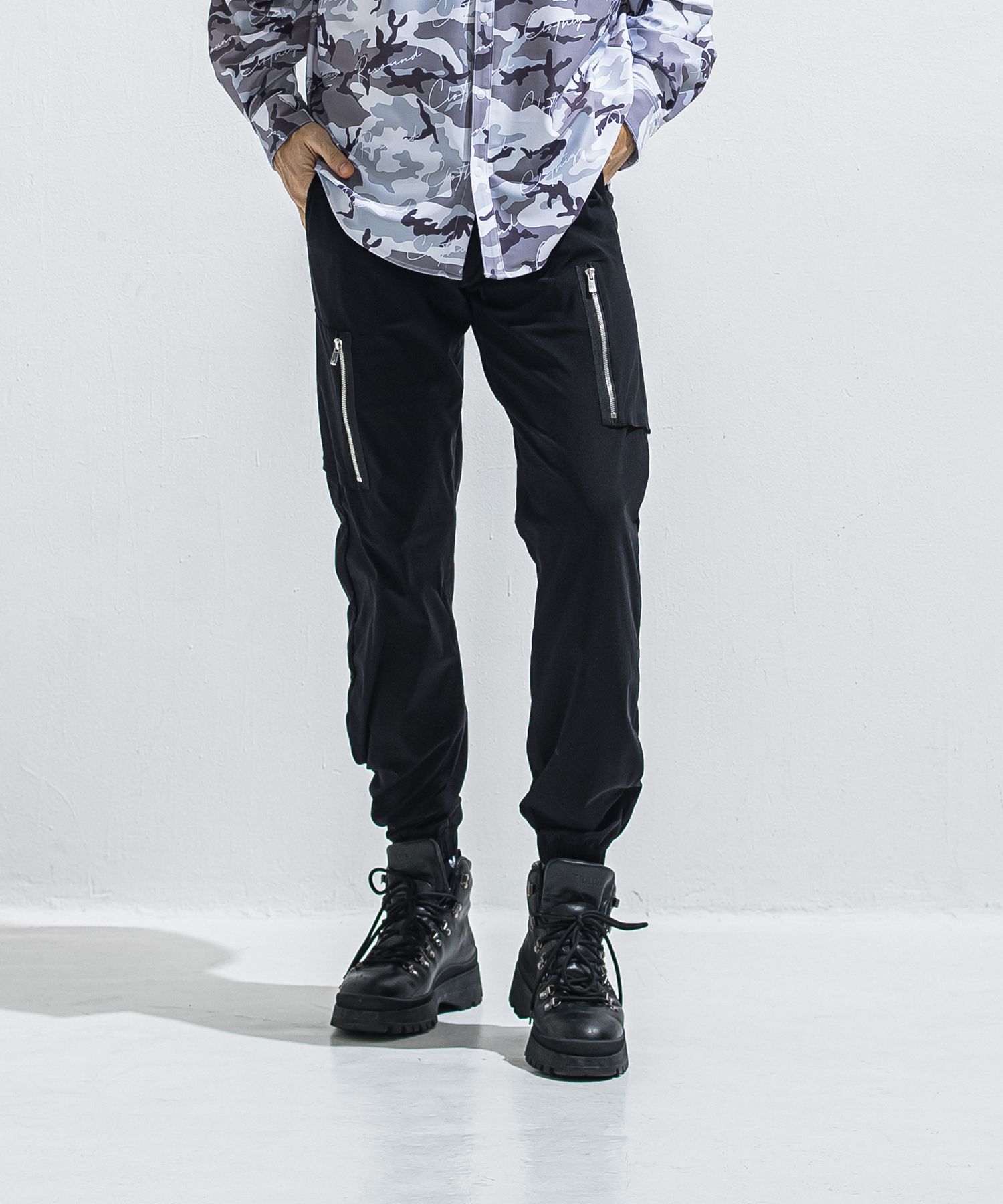 DAVID NYLON CARGO PANTS / RC40-ST-040 / ミリタリーナイロン裾ゴムカーゴパンツ / ブラック (6月中旬入荷予定)