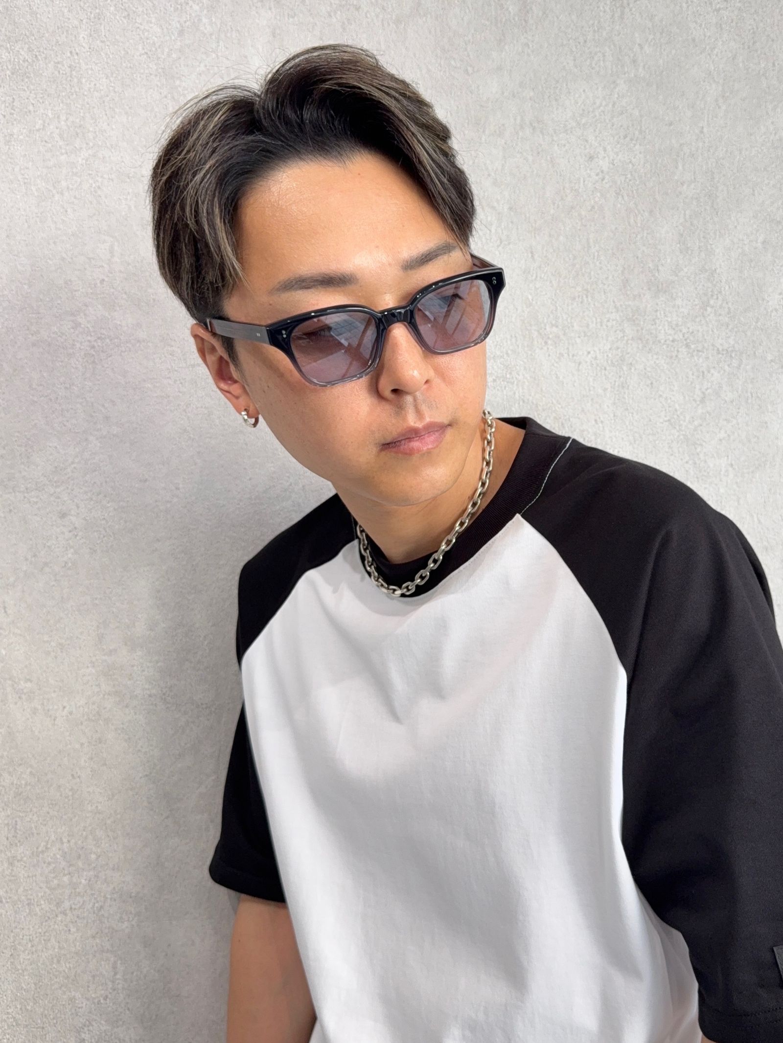 【RESOUND】アメカジなラグランTシャツに、綺麗なセミワイドパンツ