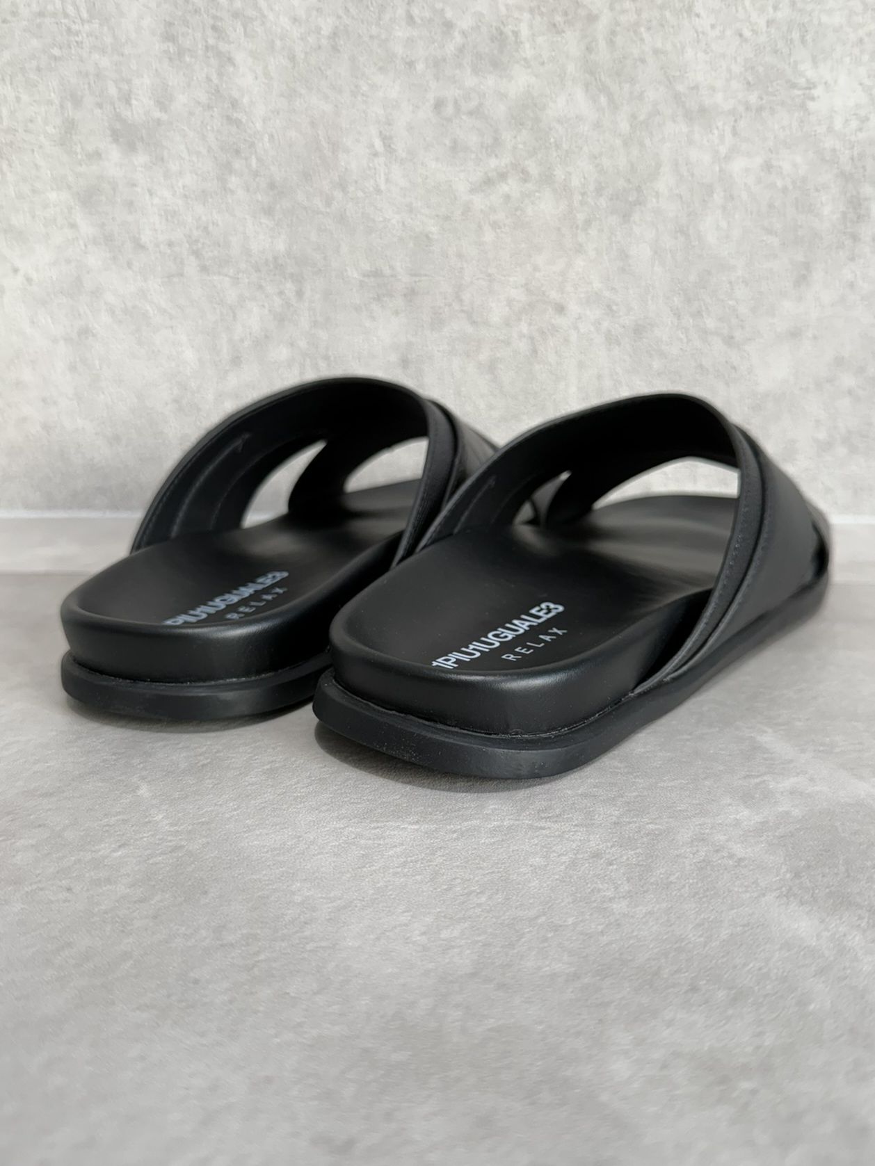 クロスストラップサンダル / usx-26003 / ブラック