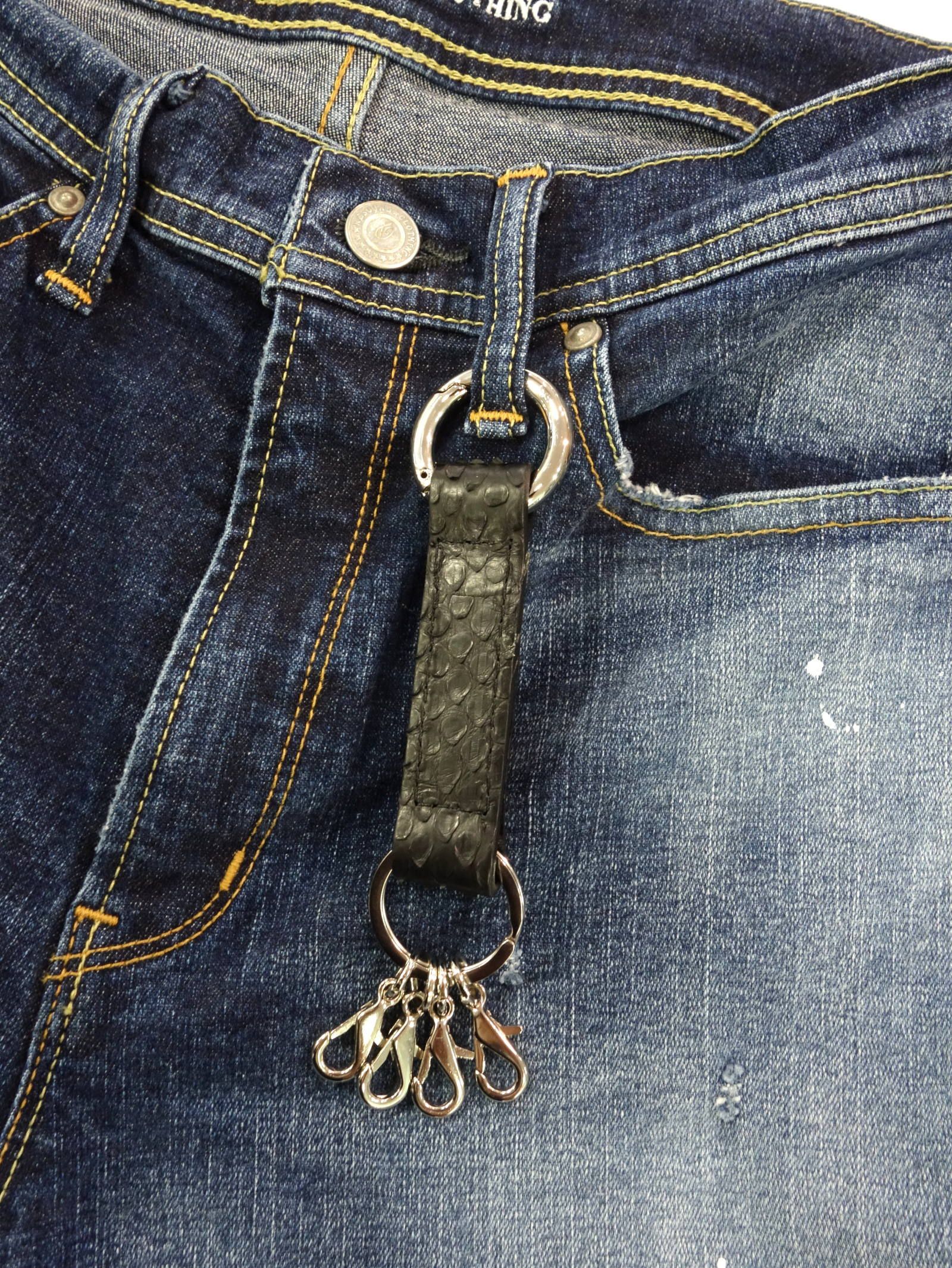 Python Leather キーホルダー / DCD-01110