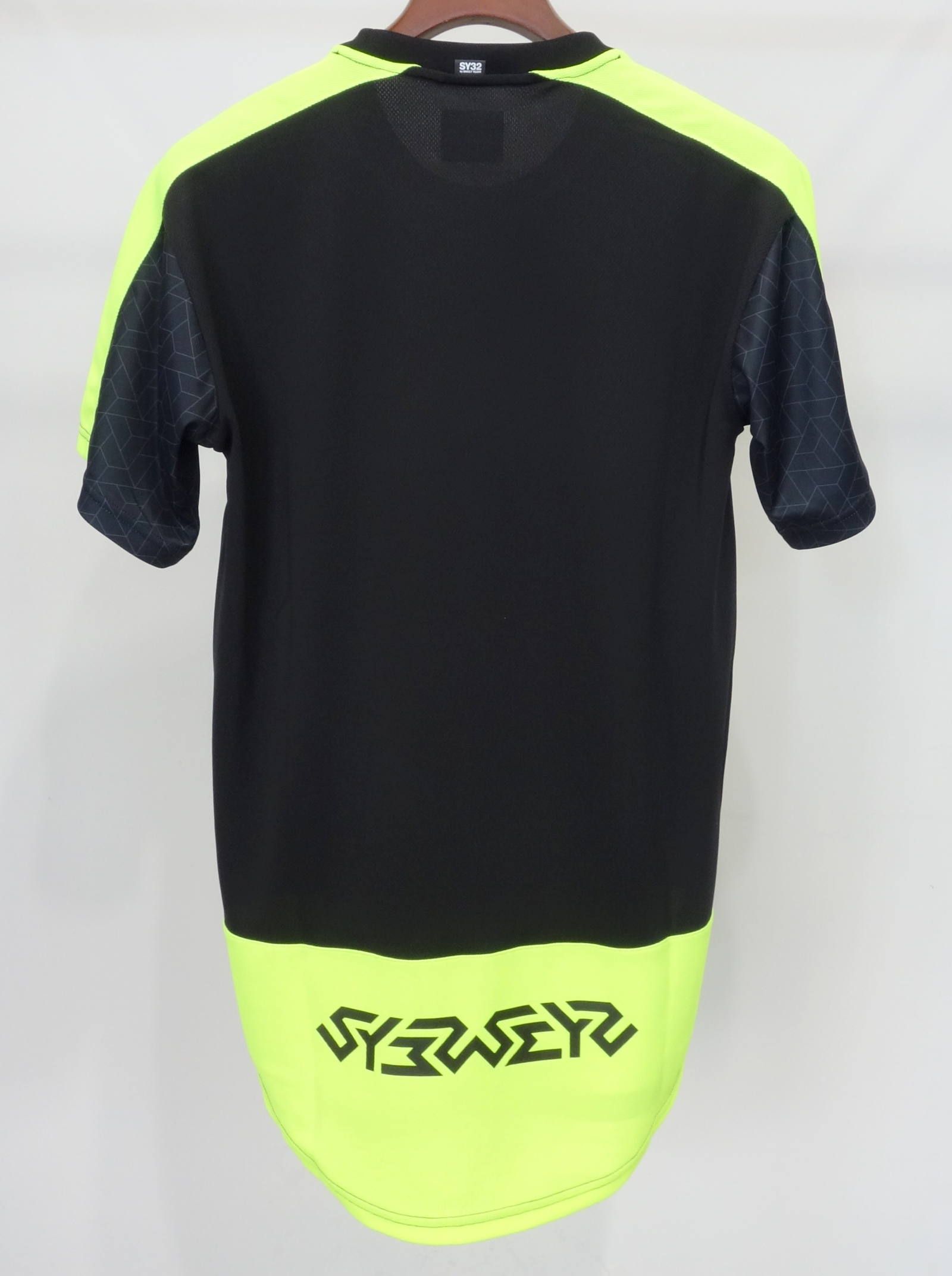 【GEARシリーズ】HYBRID EXTREME TEE / 9032GE / トレーニングウェア