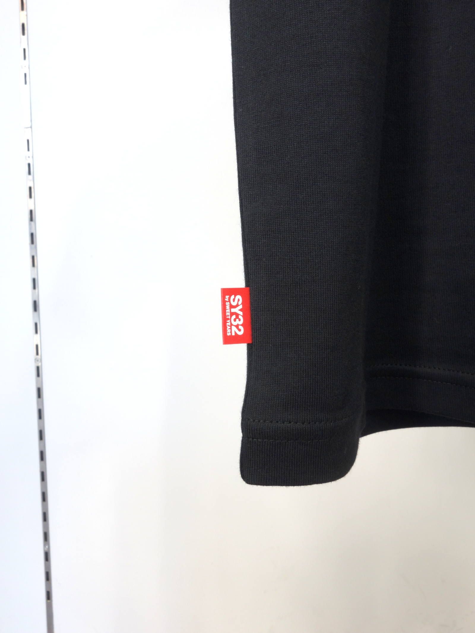 VERTICAL LOGO TEE / TNS1709 / Tシャツ