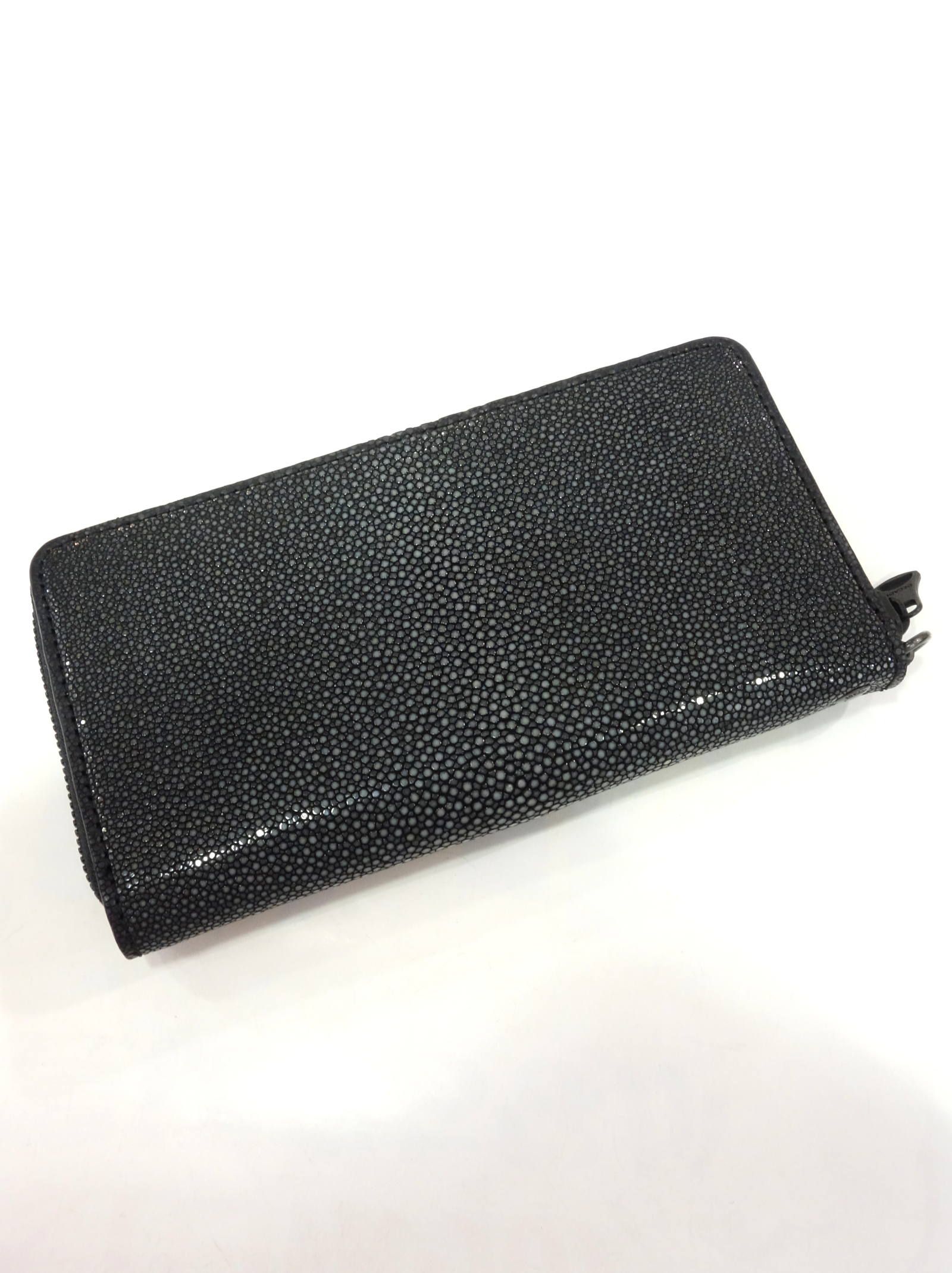 スティングレーラウンドウォレット / DCD-01097 / 長財布