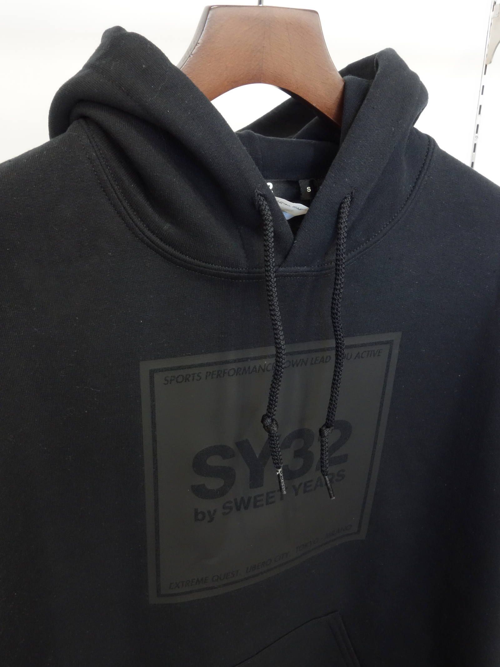 SQUARE LOGO P/O HOODIE / 9301J / パーカー