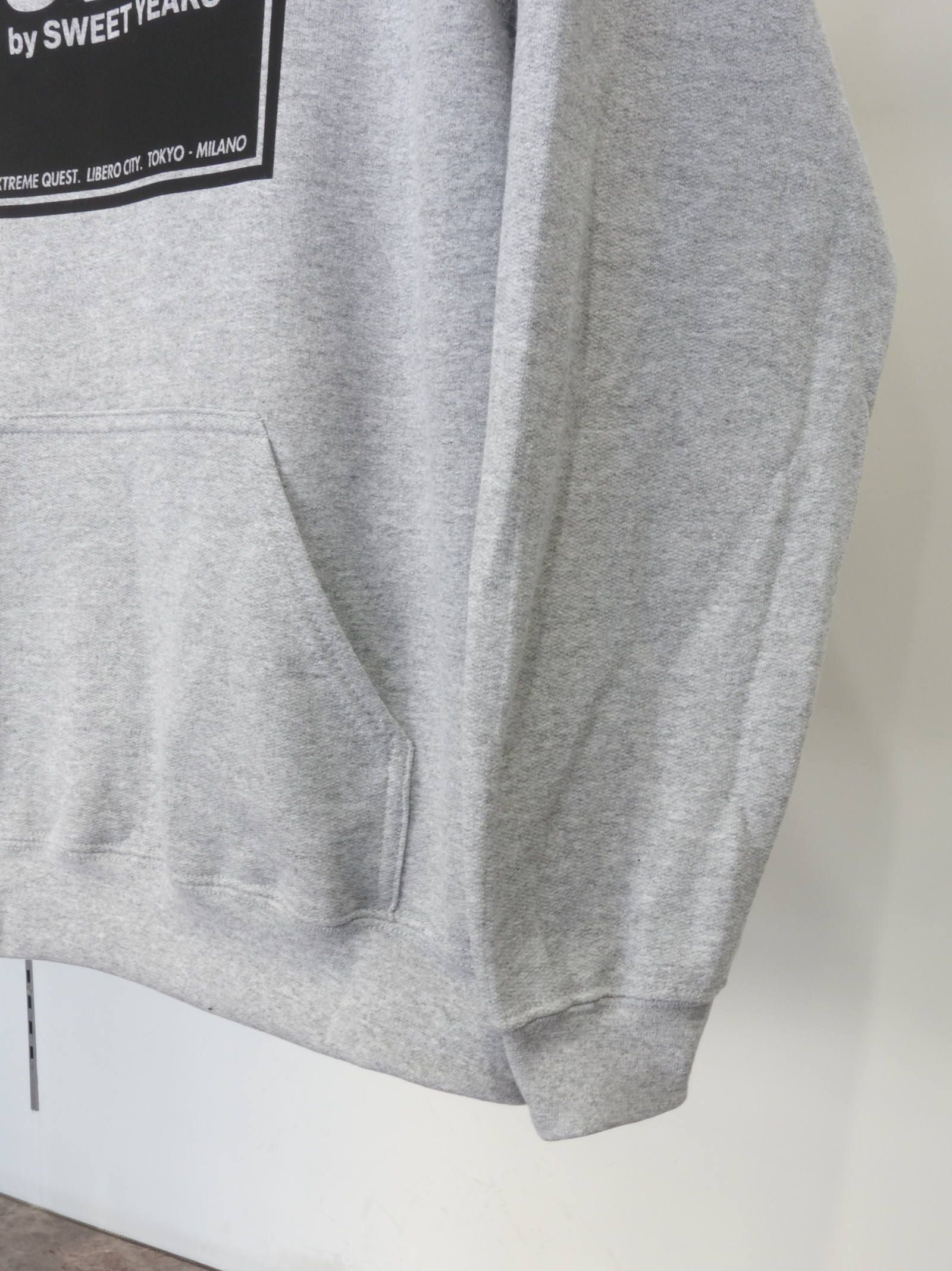 SQUARE LOGO P/O HOODIE / 9301J / パーカー