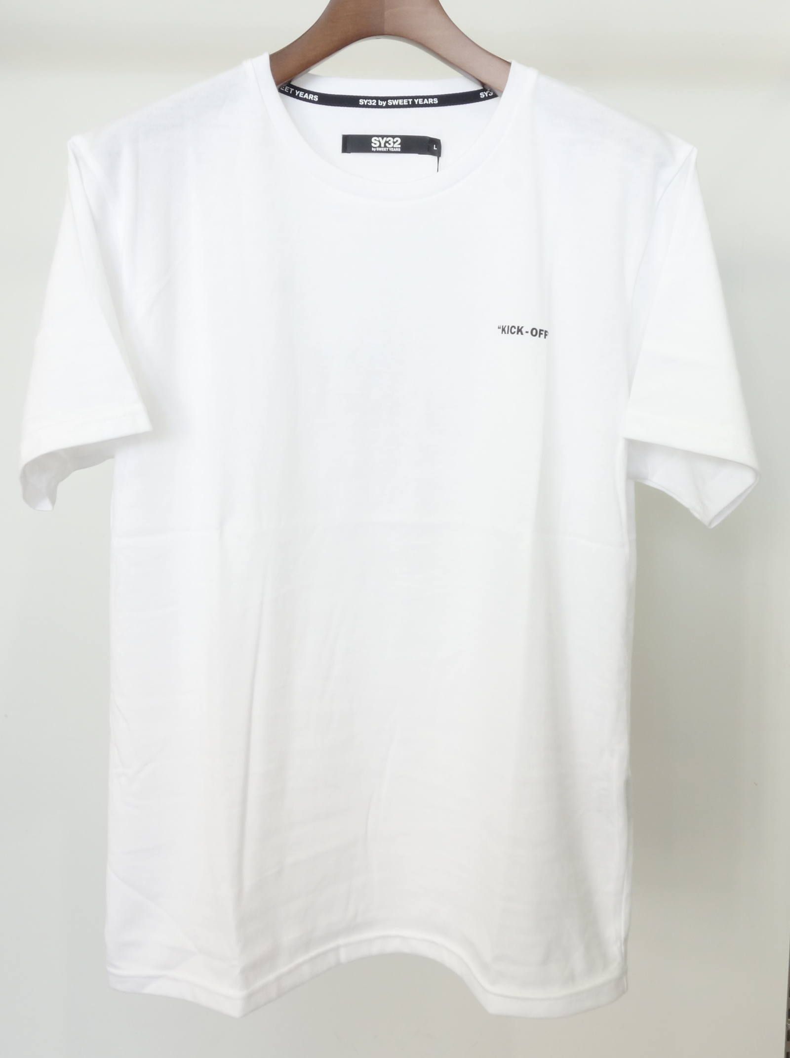 KICK OFF TEE / 10024J / プリントTシャツ