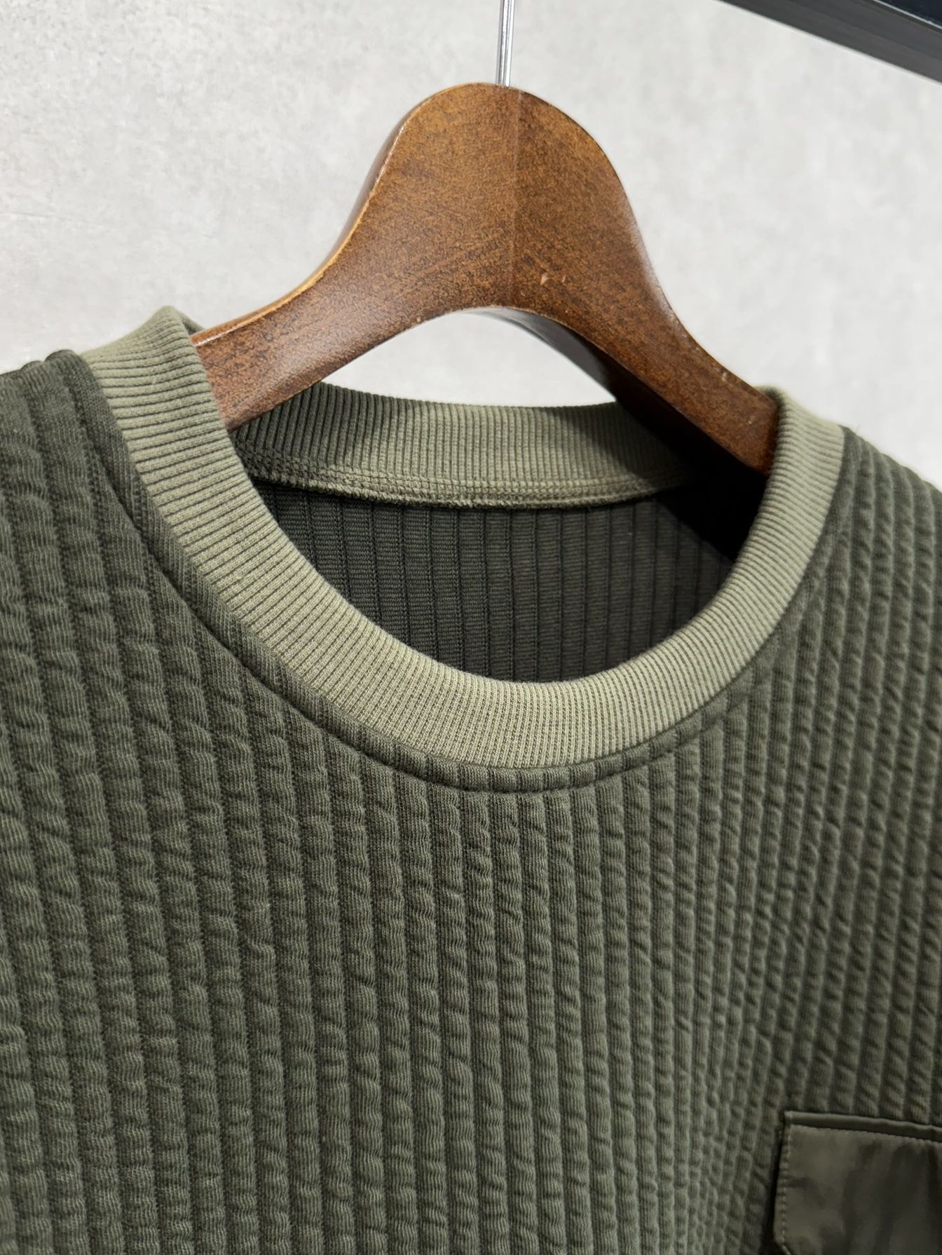 STRIPE QUILTING DROP TRAINER / RC37-C-003 / ストライプキルティングトレーナー / カーキ