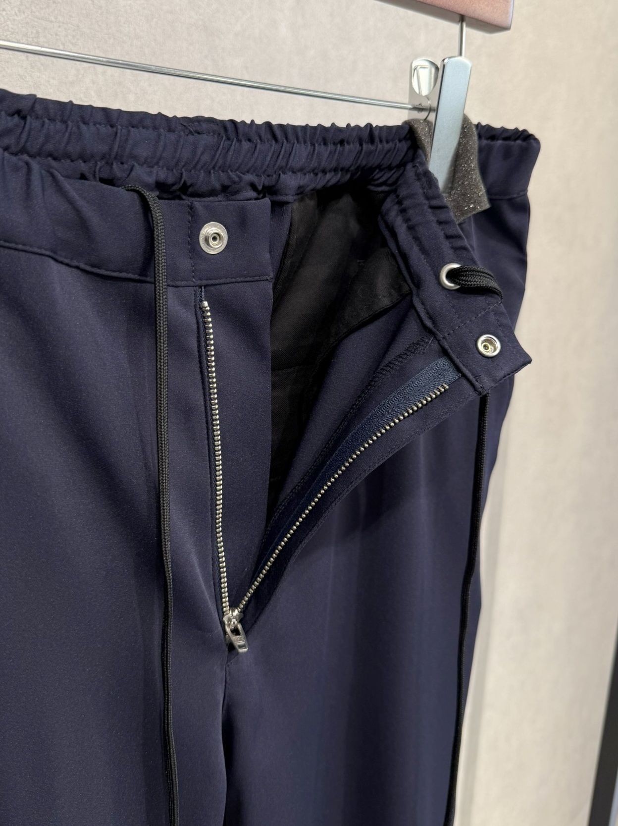 PAT WIDE EASY PANTS / RC39-ST-036BN / サテンワイドテーパードパンツ / ネイビー