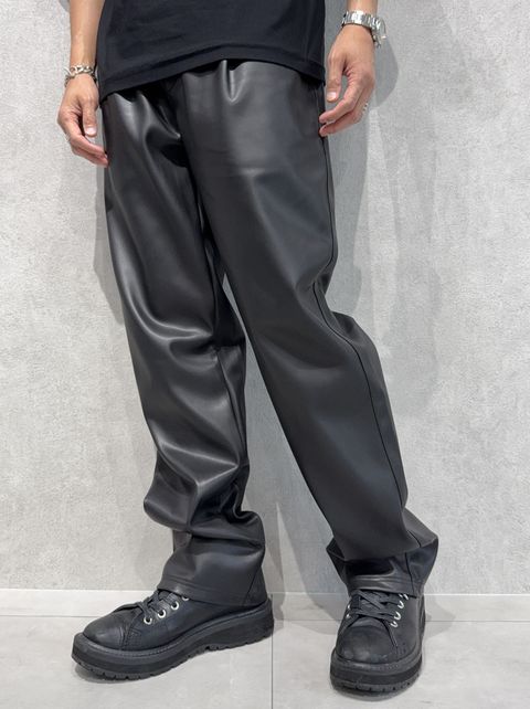 【LUKE別注】 CHRIS EASY WIDE TUCK PANTS / RC37-ST-016WT / エコレザー ワイドパンツ / ブラック