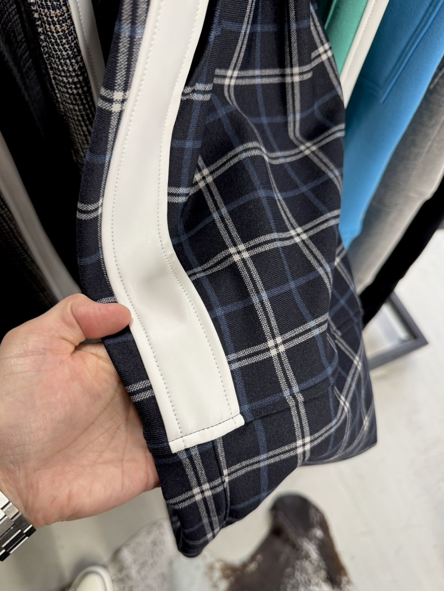 JT HEAT CHECK PT / RC42-ST-045 / 裏起毛切り替えラインタックパンツ / タータンチェック ブラック (11月中旬入荷予定)