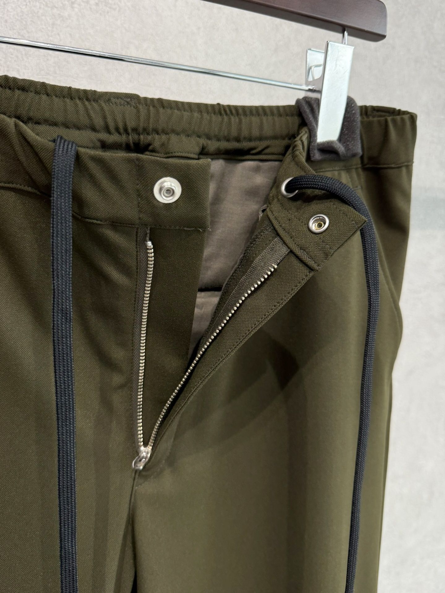 PAT WIDE EASY PANTS / RC37-ST-036BN / ワイドテーパードパンツ / オックス カーキ