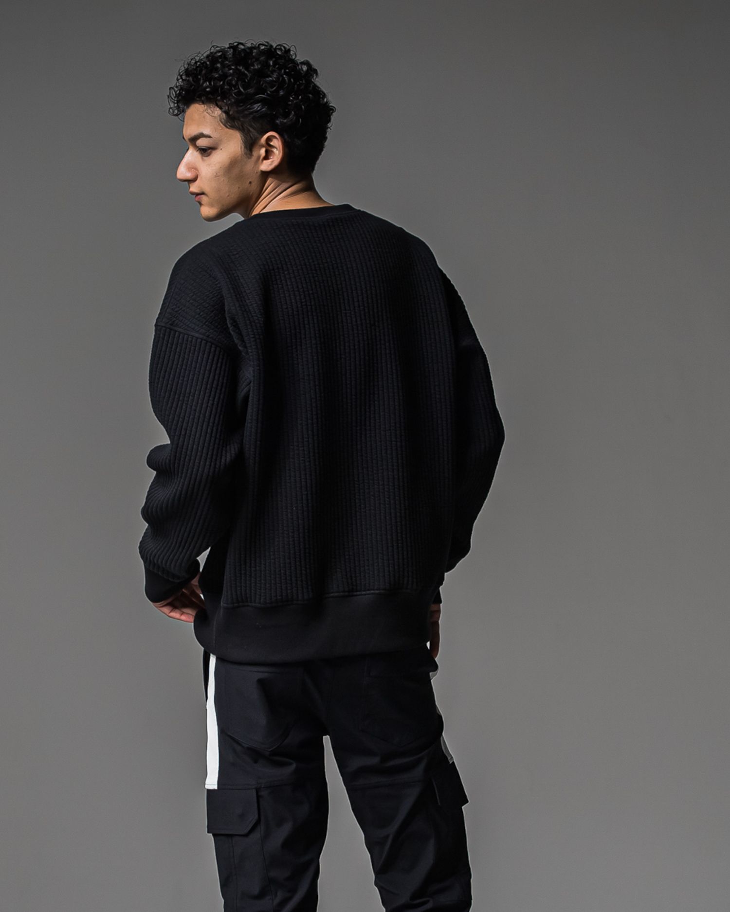 STRIPE QUILTING DROP TRAINER / RC37-C-003 / ストライプキルティングトレーナー / ブラック (9月下旬入荷予定)