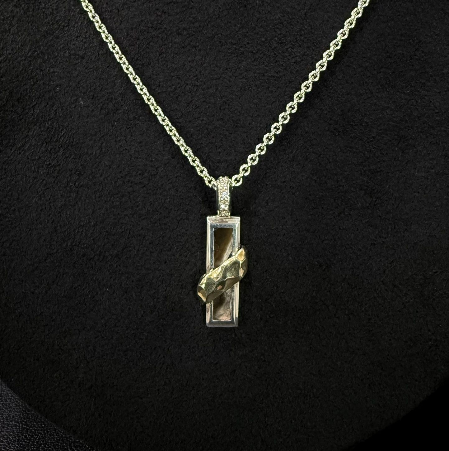 スティックラインペンダント / VLP177WG-BSH / ネックレス