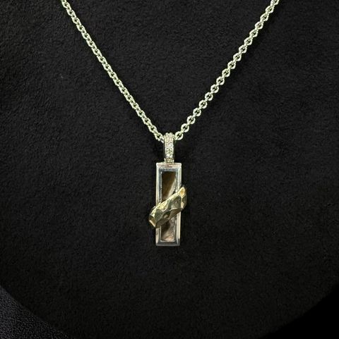 スティックラインペンダント / VLP177WG-BSH / ネックレス