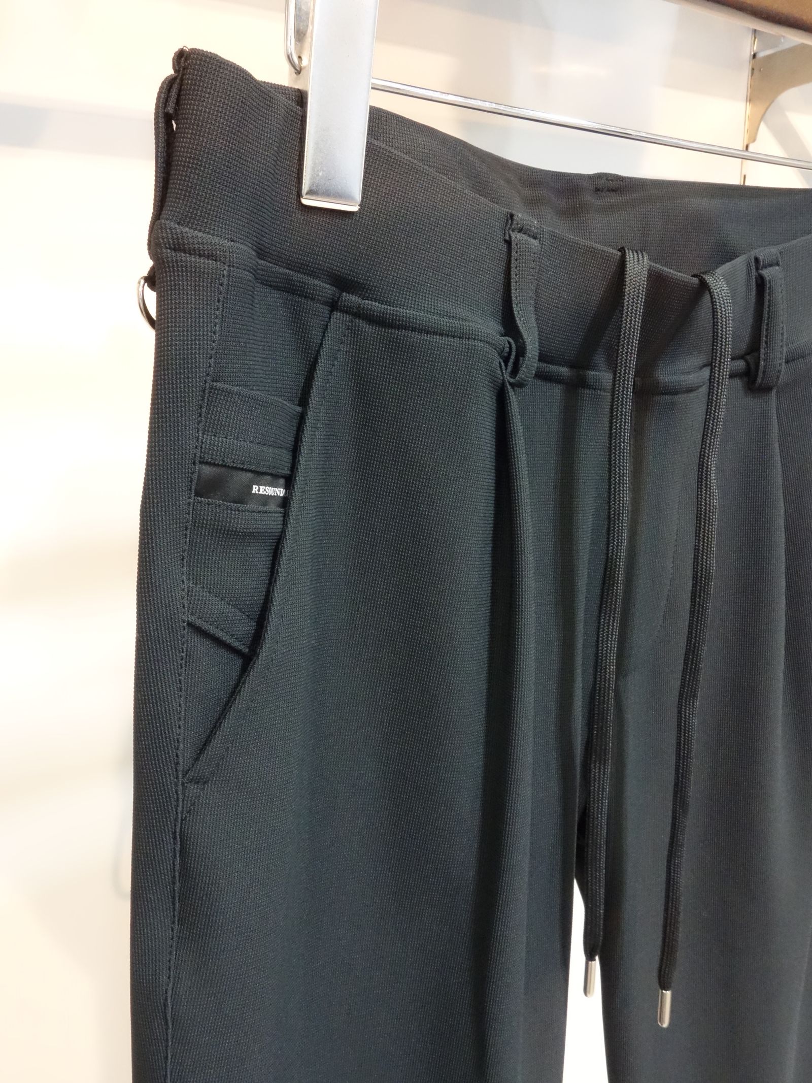 CHRIS EASY TUCK PANTS / RC28-ST-016T / イージータックパンツ / ブラック