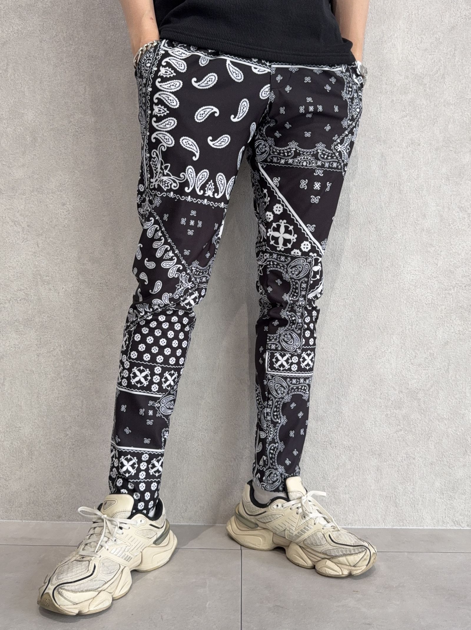 CHRIS EASY TUCK PANTS / RC39-ST-016T / ナイロンイージータックパンツ / バンダナブラック