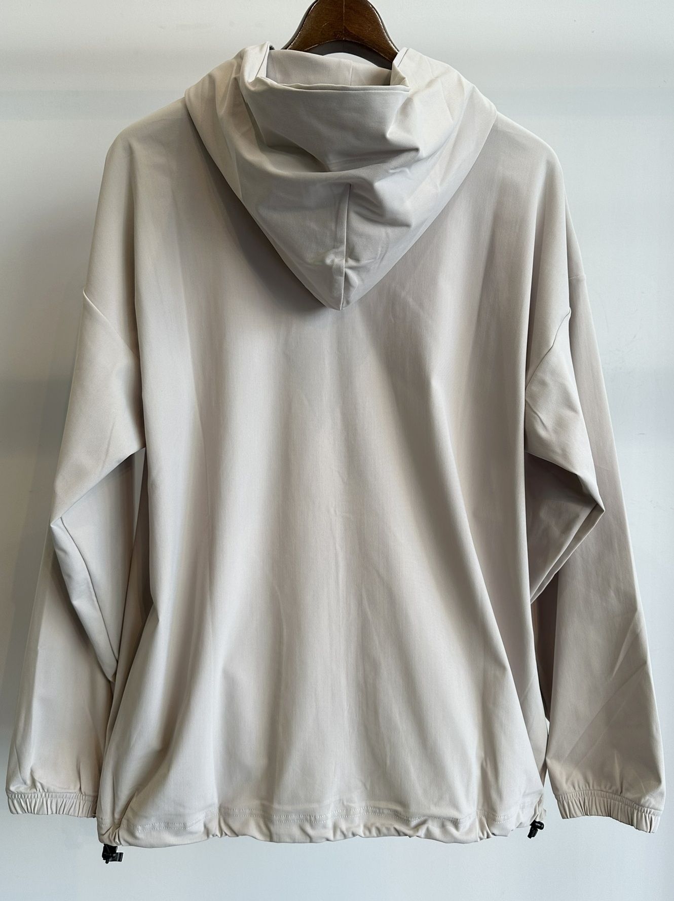 NYLON TECH HOODIE / RC31-C-003 / ナイロンプルオーバーパーカー / グレージュ