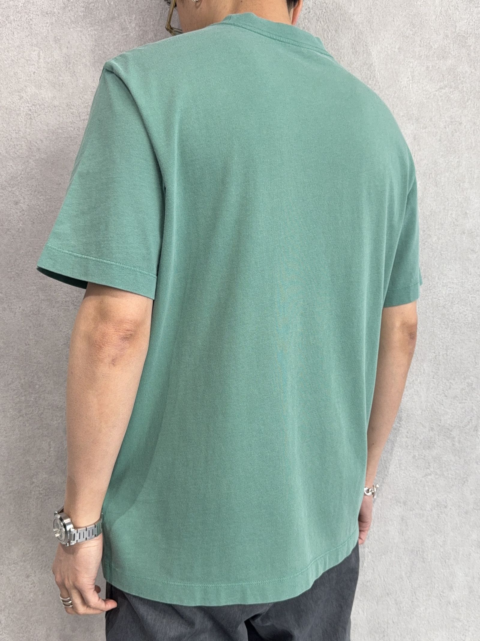 ショートスリーブ 20sアシッドウォッシュグラフィッククルーネックTシャツ / 4RB824G / VFL(グリーン)