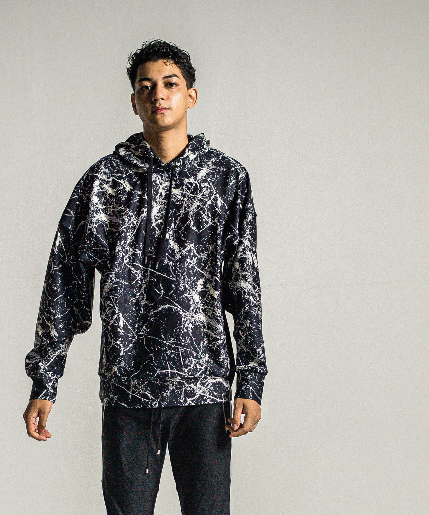 PAINT LOOSE HOODIE / RC34-C-008 / ペイント柄ルーズパーカー / ブラック
