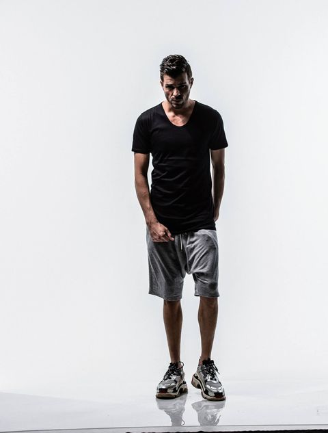 STYLE NO.16