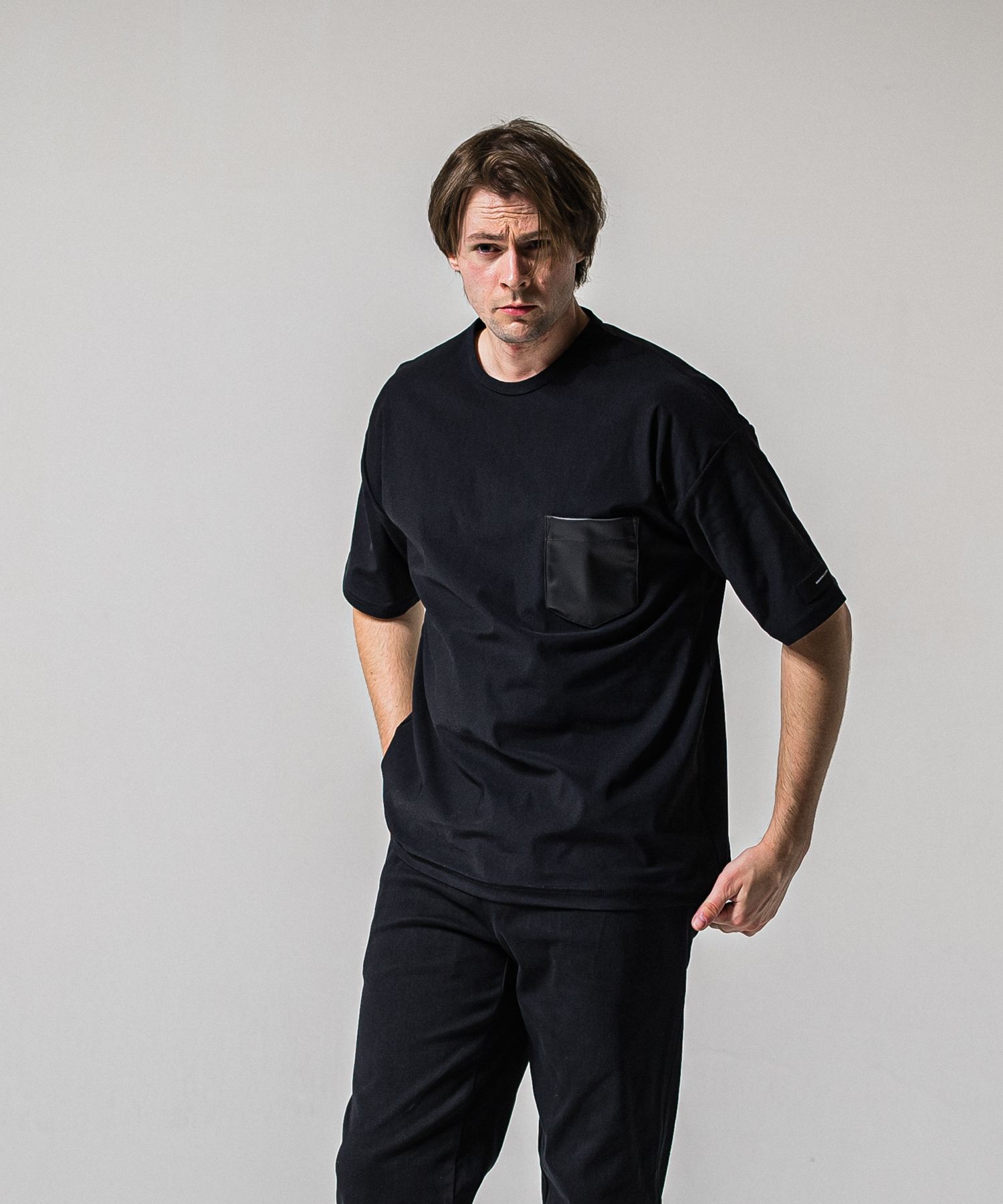 LEATHER POCKET OVER NYLON T / RC39-T-005 / レザーポケットナイロンビッグTシャツ / ブラック (4月上旬入荷予定)