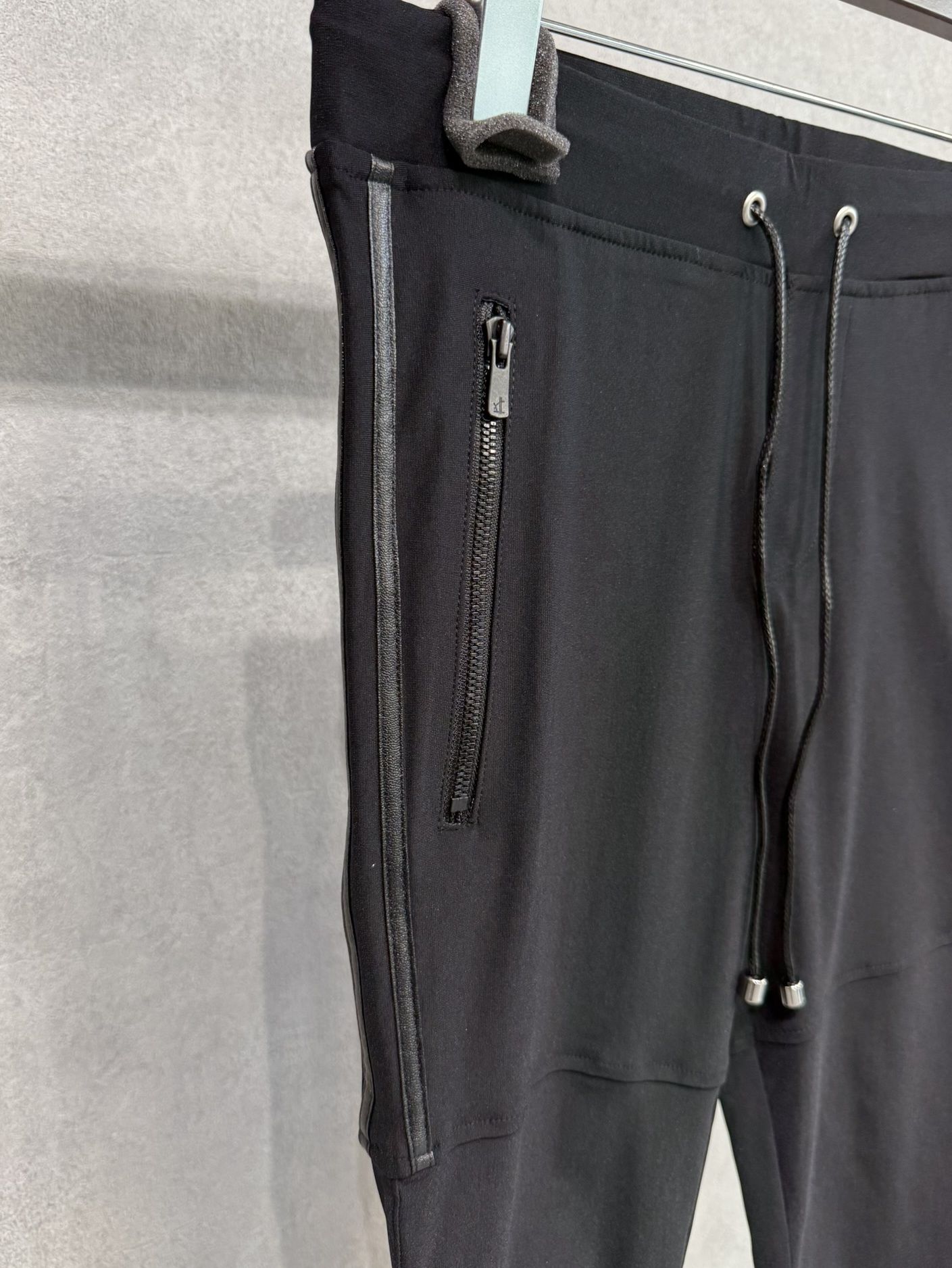 JOHNSON LINE NYLON PT / BASIC-ST-009 / ジョンソンナイロンラインパンツ / ブラック×レザーブラック