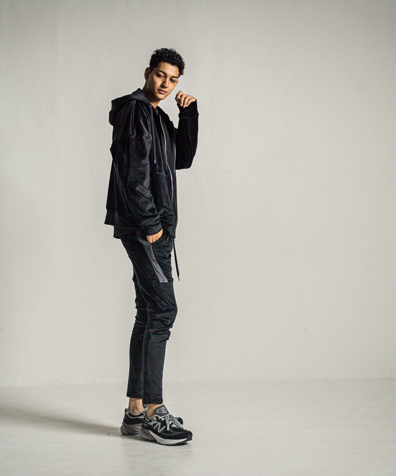 VELOURS FLEECE ZIP LOOSE HOODIE / RC34-C-009 / ベロアフリースジップパーカー / ブラック