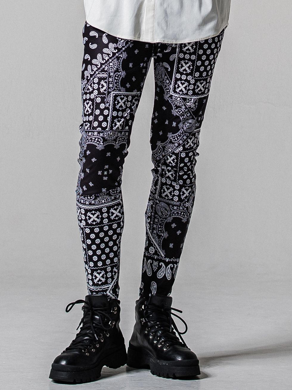 CHRIS EASY TUCK PANTS / RC39-ST-016T / ナイロンイージータックパンツ / バンダナブラック (3月上旬入荷予定)