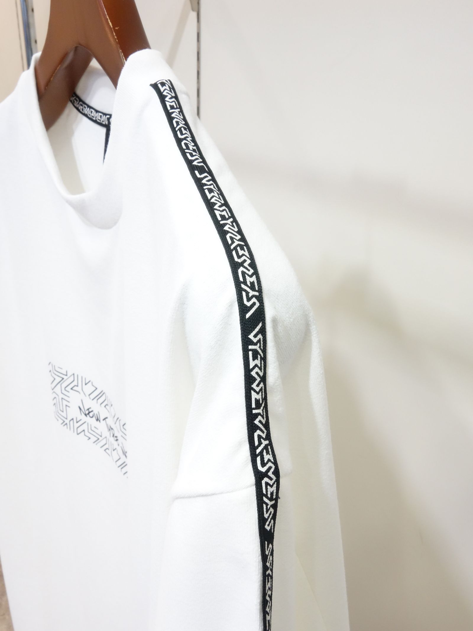 WIDE SILHOUETTE TAPE TEE / 11025NT / ビッグTシャツ