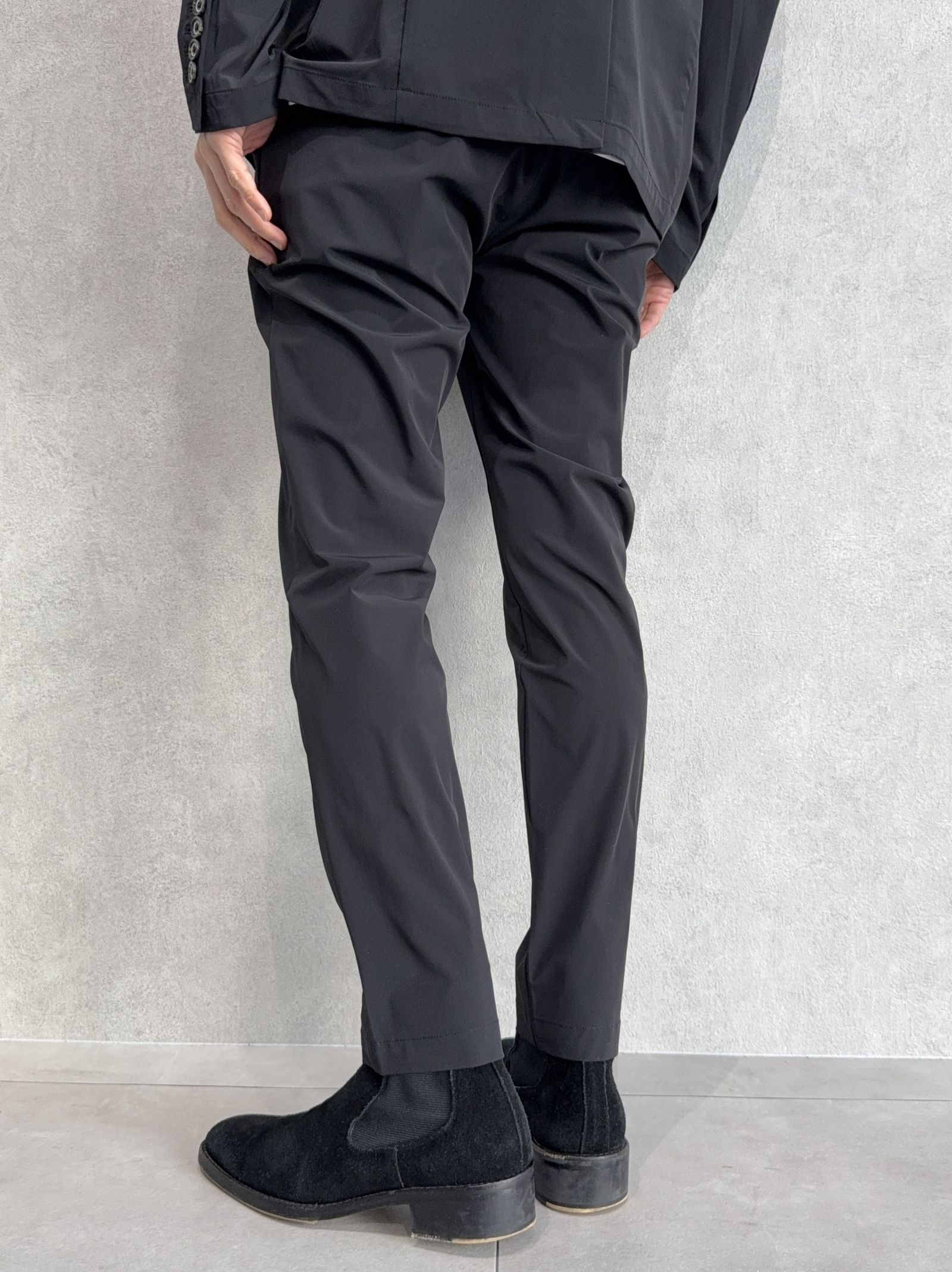 ストレッチナイロンセットアップ / uso-26062,usb-26062 / ブラック(無地)