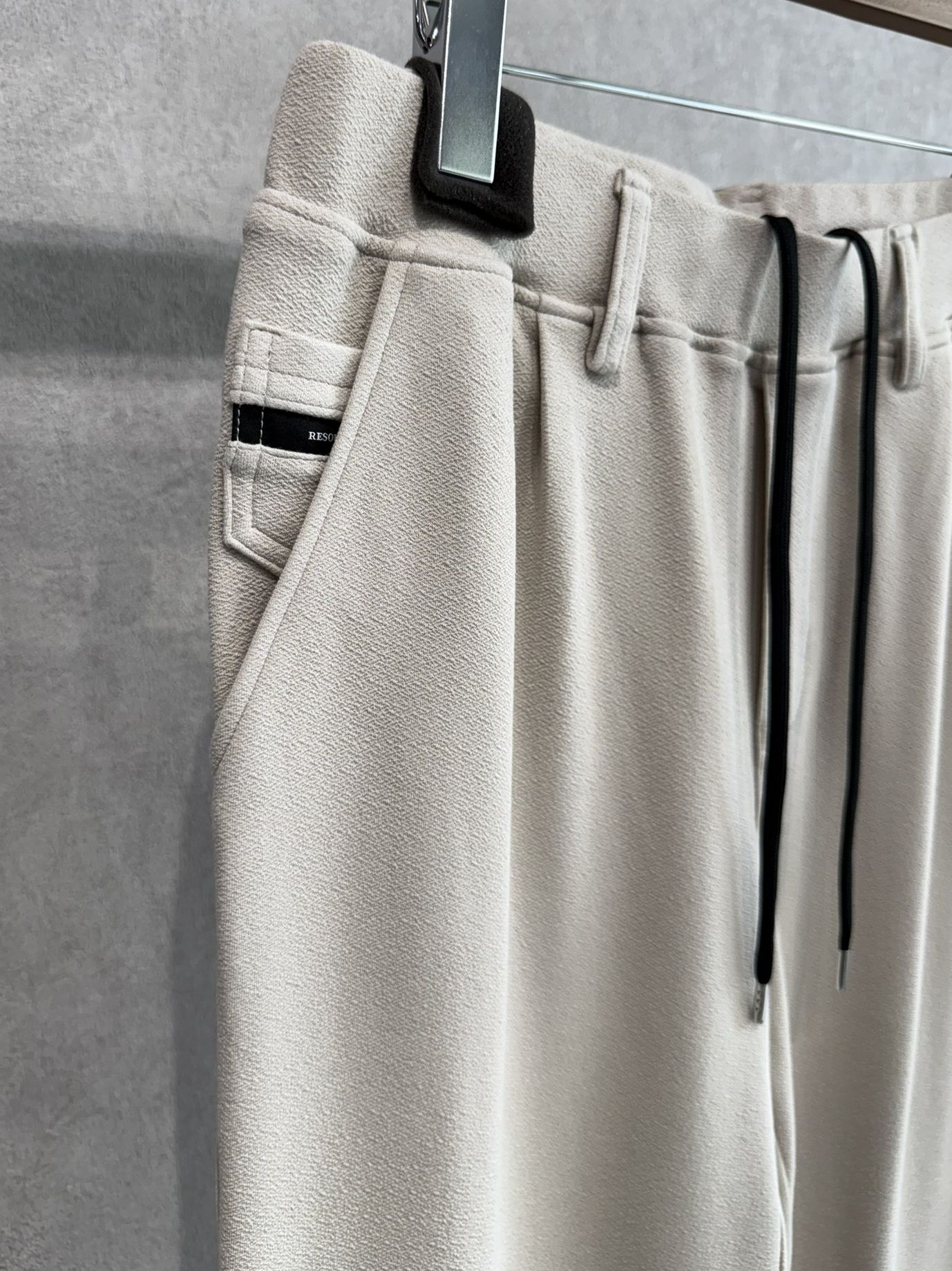 CHRIS EASY WIDE TUCK PANTS / RC41-ST-016WT / セミワイドタックパンツ / ブリスターベージュ